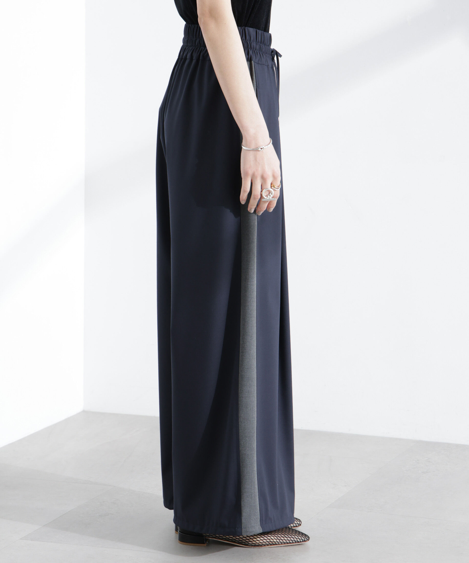 ラインイージーワイドパンツ（nano・universe）｜ルミネのファッション