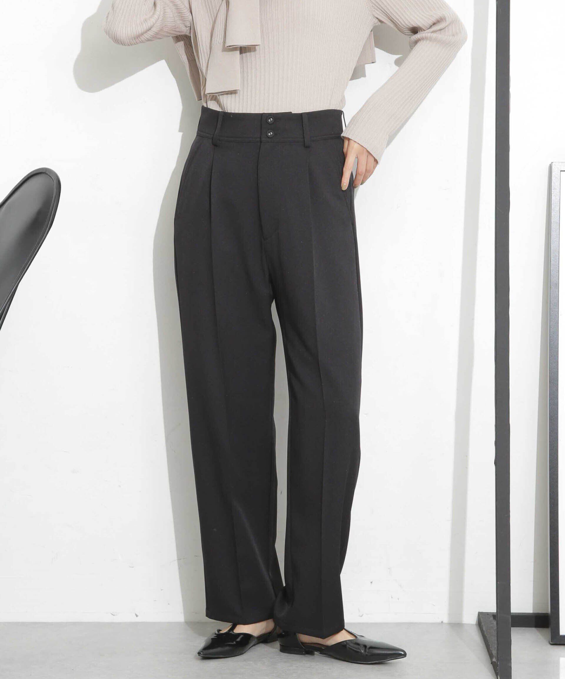 nano･universe「タックテーパードパンツ」|チノ|ブラック