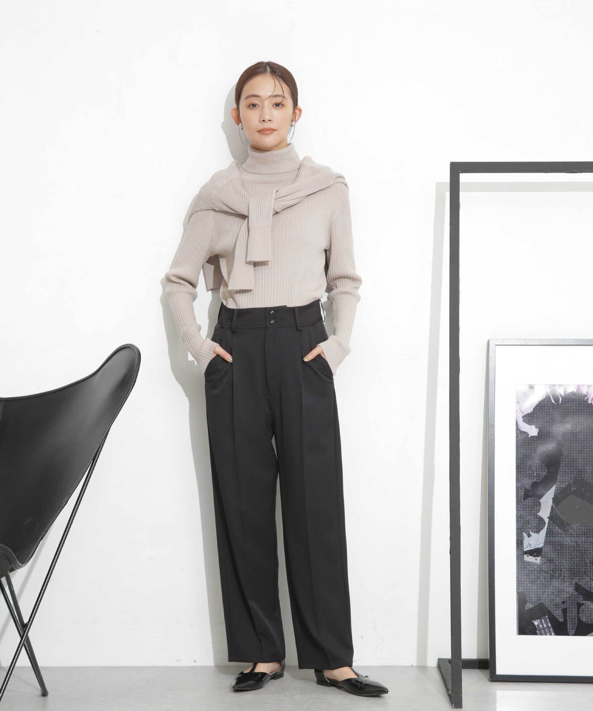 nano･universe「タックテーパードパンツ」|チノ|