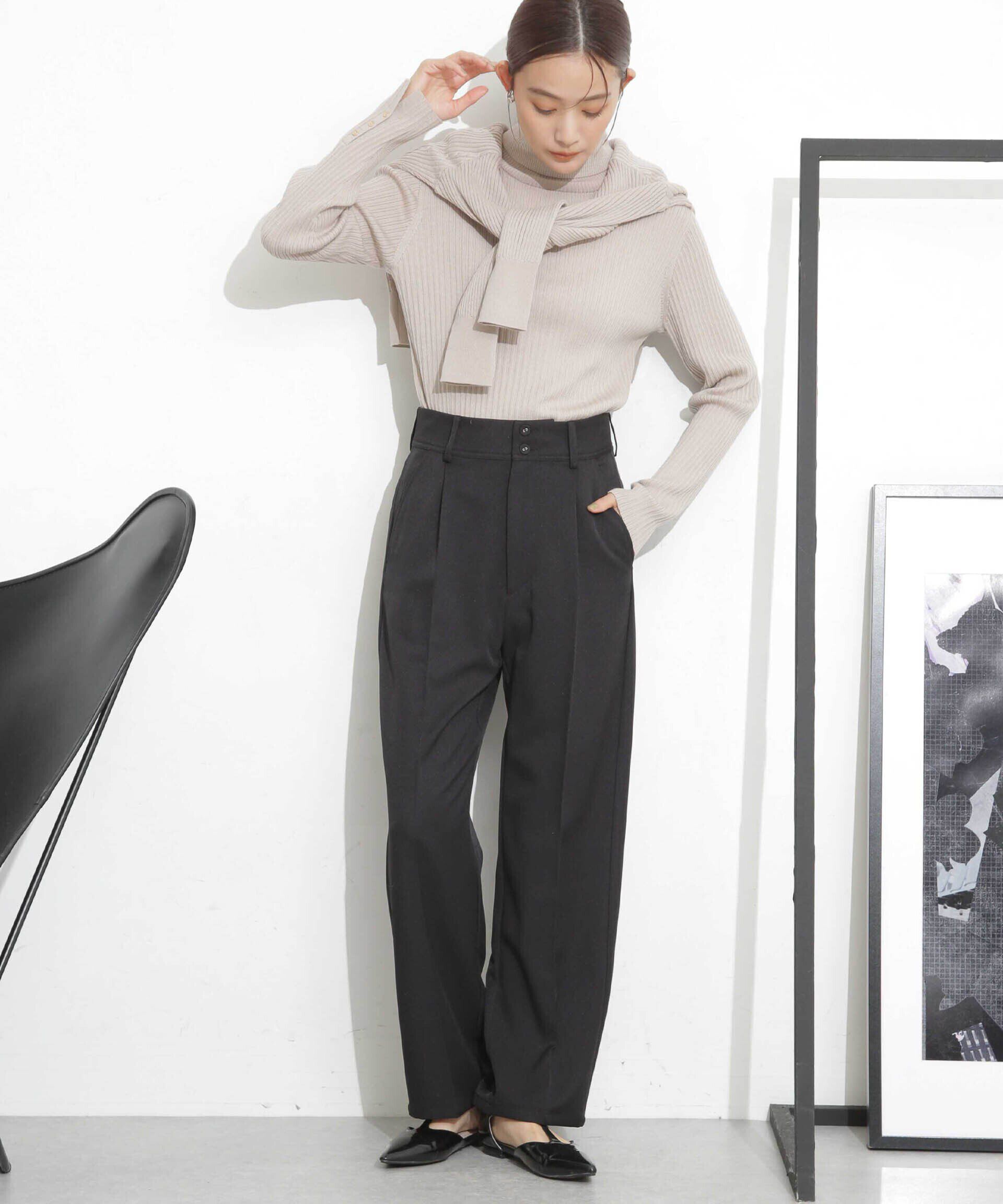 nano･universe「タックテーパードパンツ」|チノ|