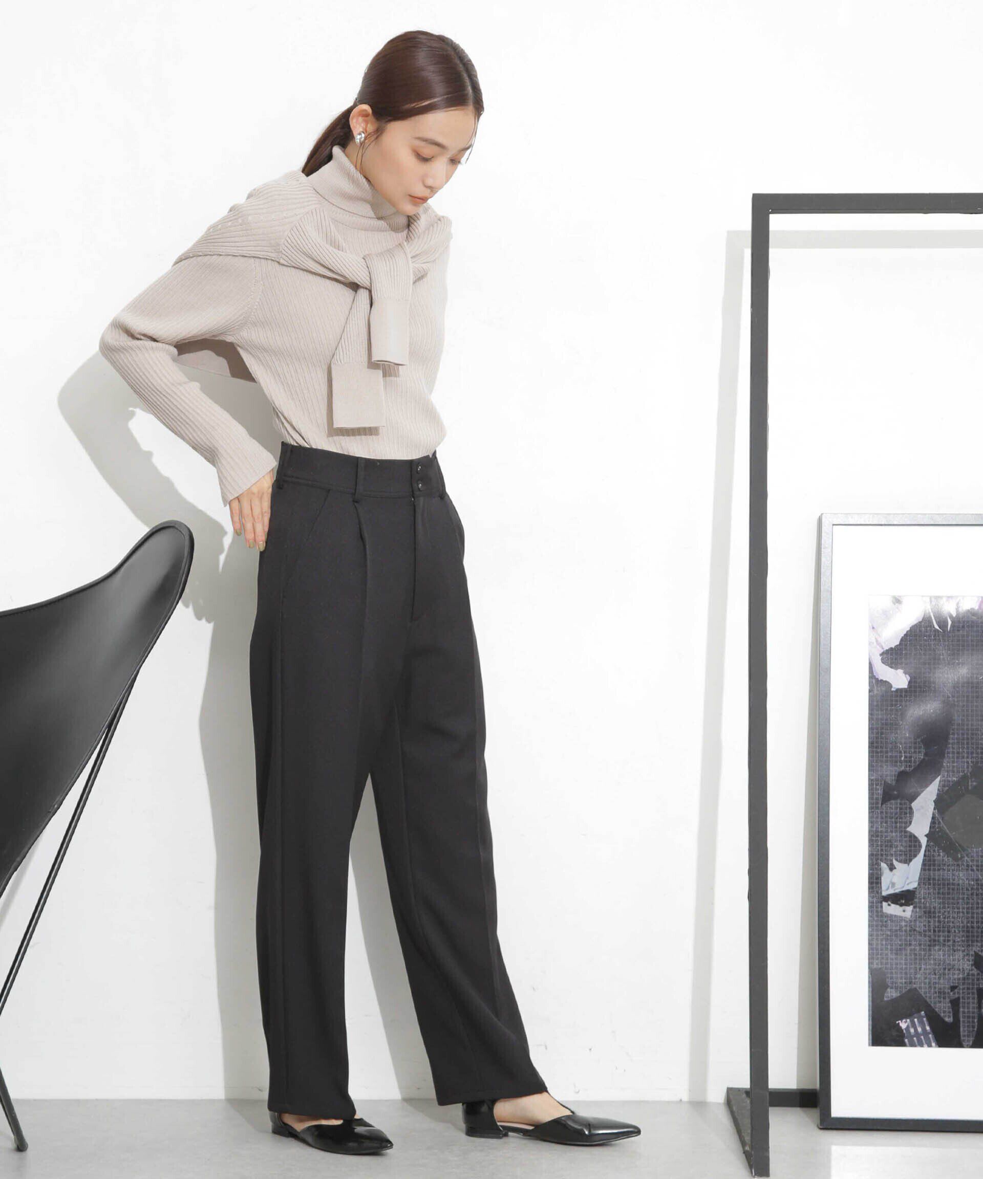 nano･universe「タックテーパードパンツ」|チノ|