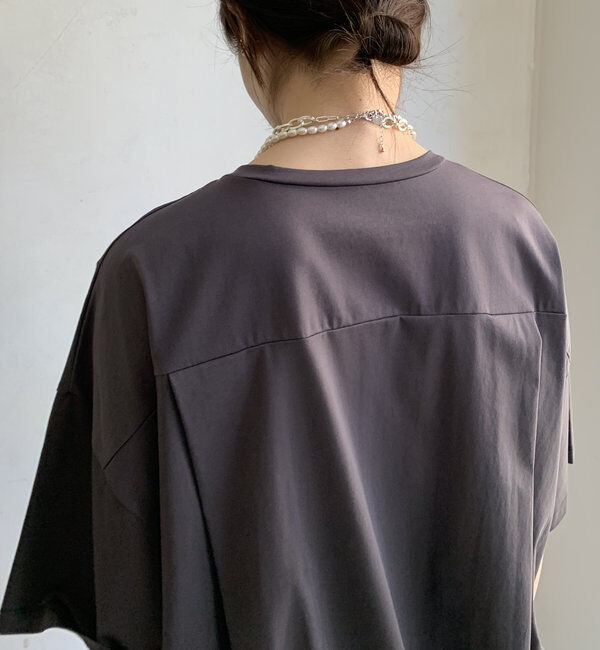  「【WEB限定】バックギャザーSACREDロゴTEE」|Tシャツ・カットソー|