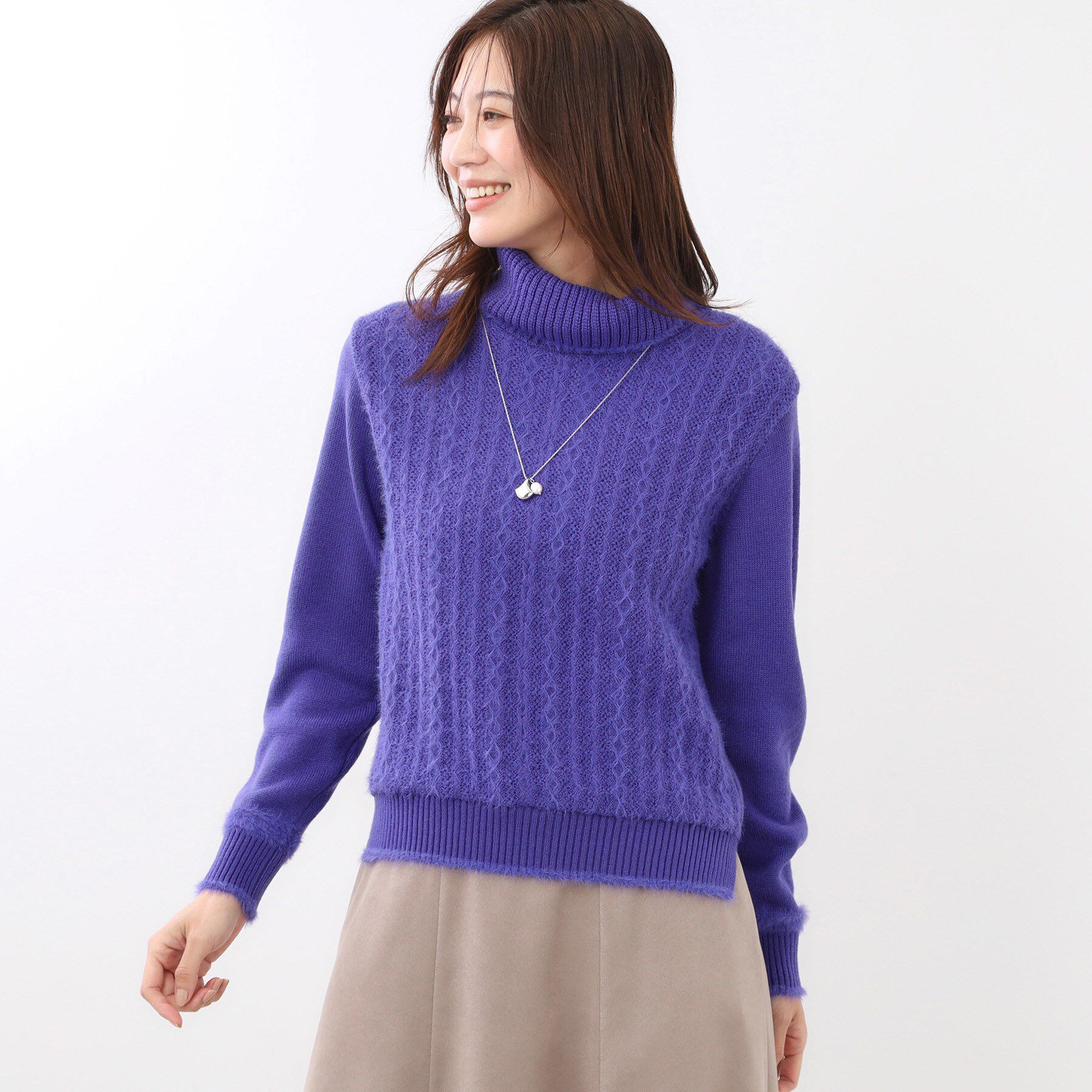 Reflect「【ほんのりラメ感◎】ふわふわフェザーヤーンハイネックニット」|ニット・セーター|