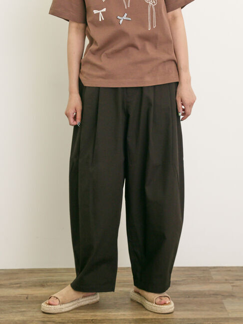 Samansa Mos2「【M/Lサイズ】パン屋さんみたいなタックパンツ」|その他|チャコールグレー