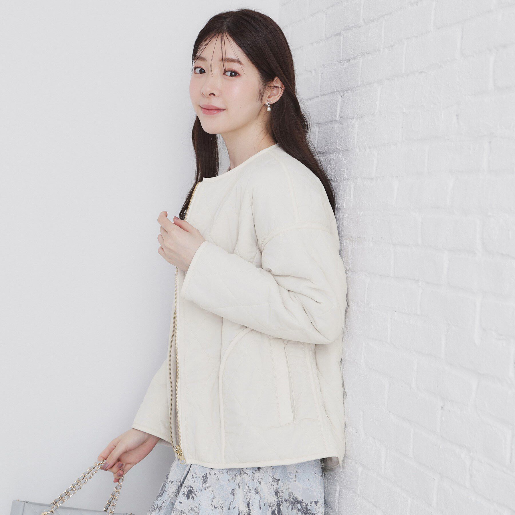 index「リバーシブル キルティングフェイクファーブルゾン【洗濯機洗い可】」|ブルゾン・スタジャン|アイボリー(004)