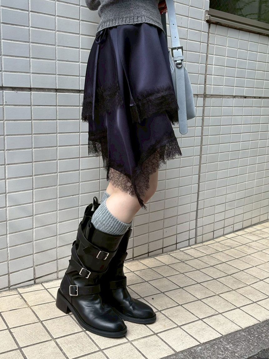 LILY BROWN「ヴィンテージサテンミニスカート(Hearts2Hearts着用)」|スカート|