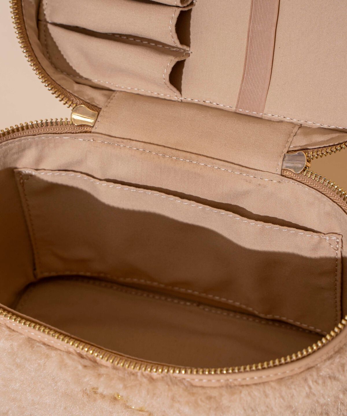 WILLSELECTION「もこもこバニティバッグ」|ショルダー・メッセンジャー|