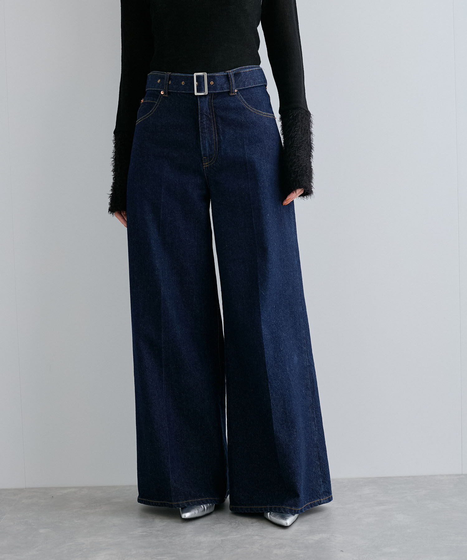 VIS「【洗える】センタープレスワイドデニム」|デニム|