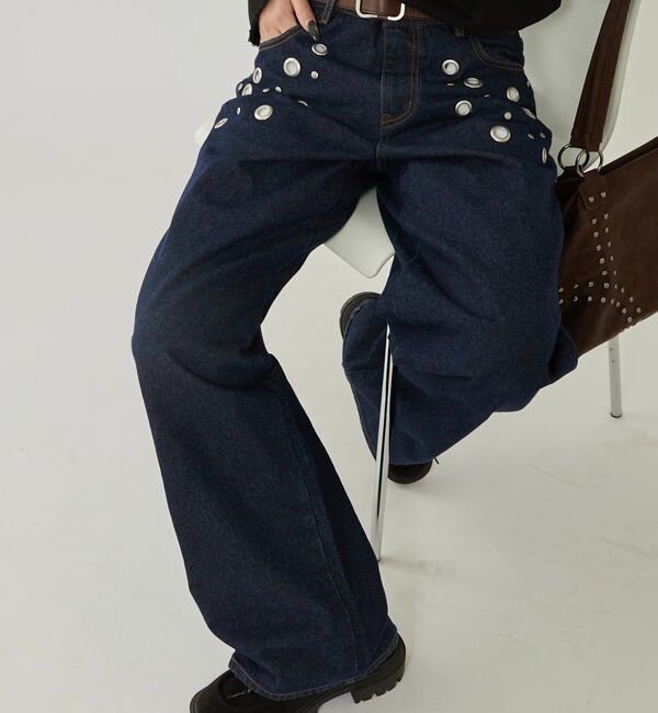  「EYELET LOW RISE DENIM /アイレットローライズデニム」|デニム|