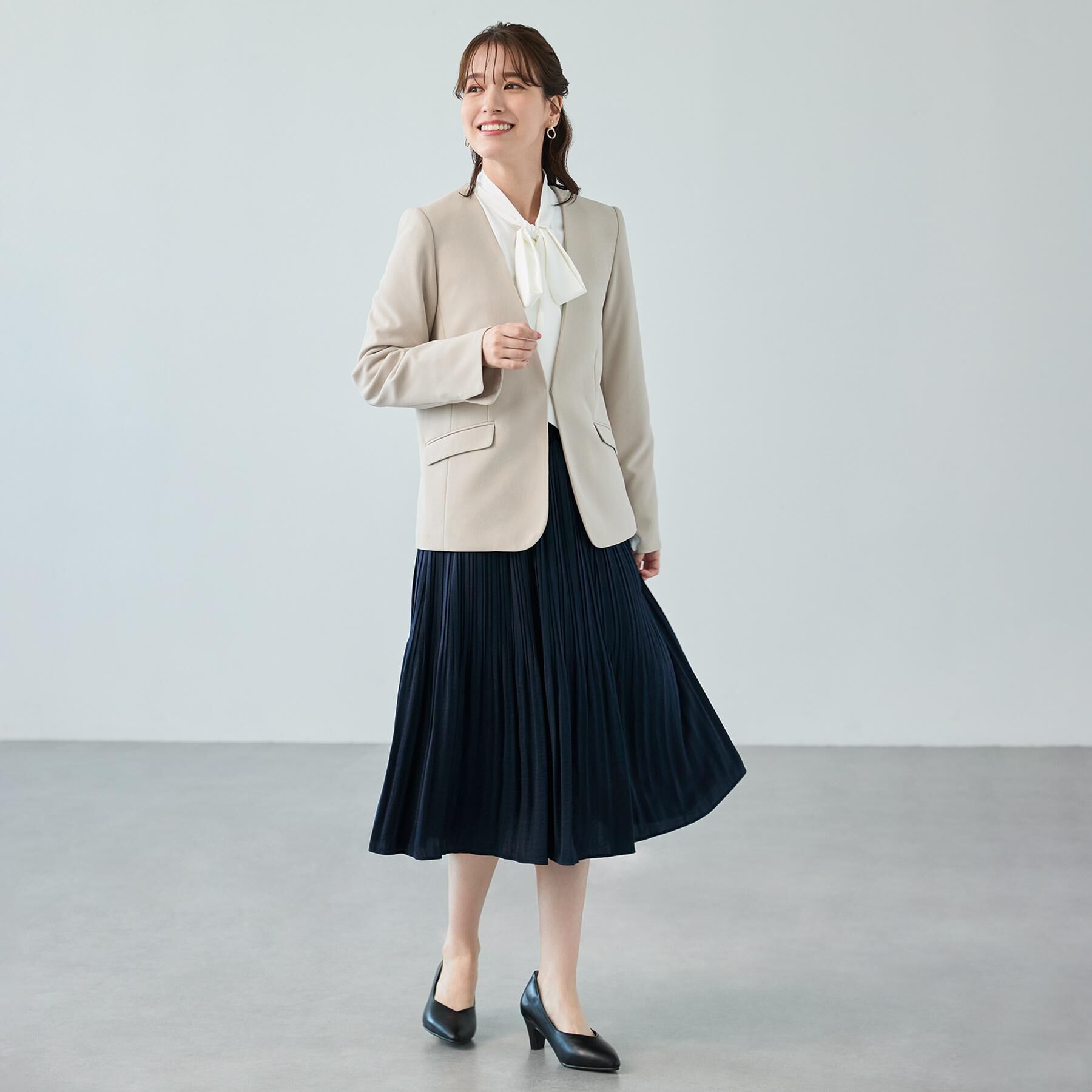 SHOO･LA･RUE「【洗濯機可】すっきりバランスにこだわった リボンタイブラウス」|シャツ・ブラウス|