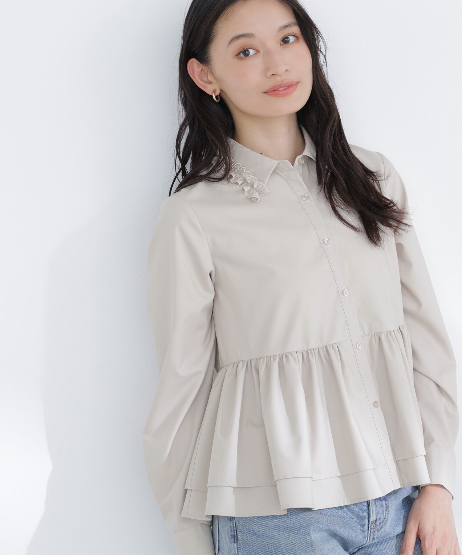  「フリルカラーシャツ」|シャツ・ブラウス|ベージュ