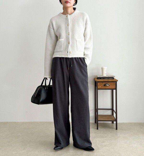 fredy emue「シルキーウォームセミワイドイージーパンツ」|チノ|