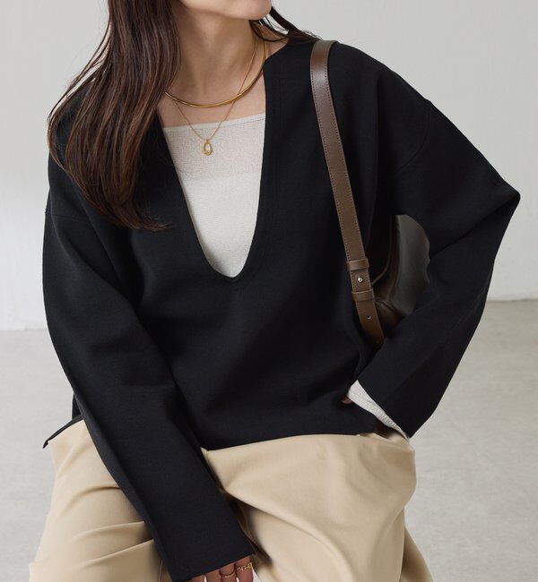  「Vネックバスクニット」|ニット・セーター|ブラック