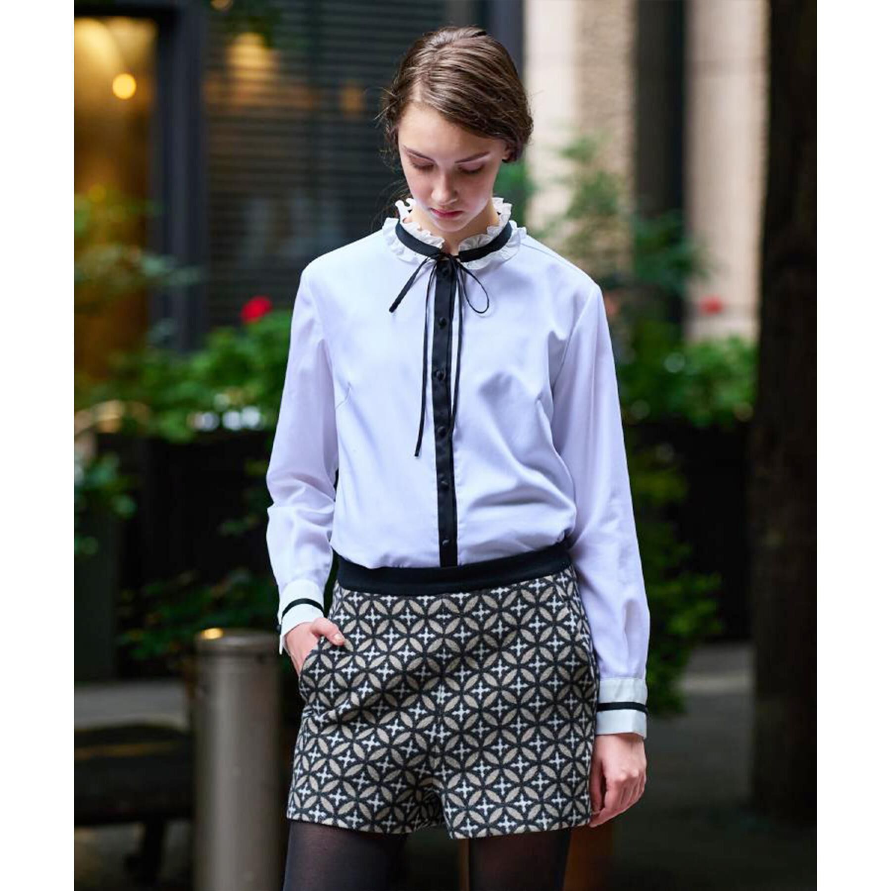 DRESSTERIOR「【洗える/コットン100％】フリルカラーボウタイブラウス」|シャツ・ブラウス|