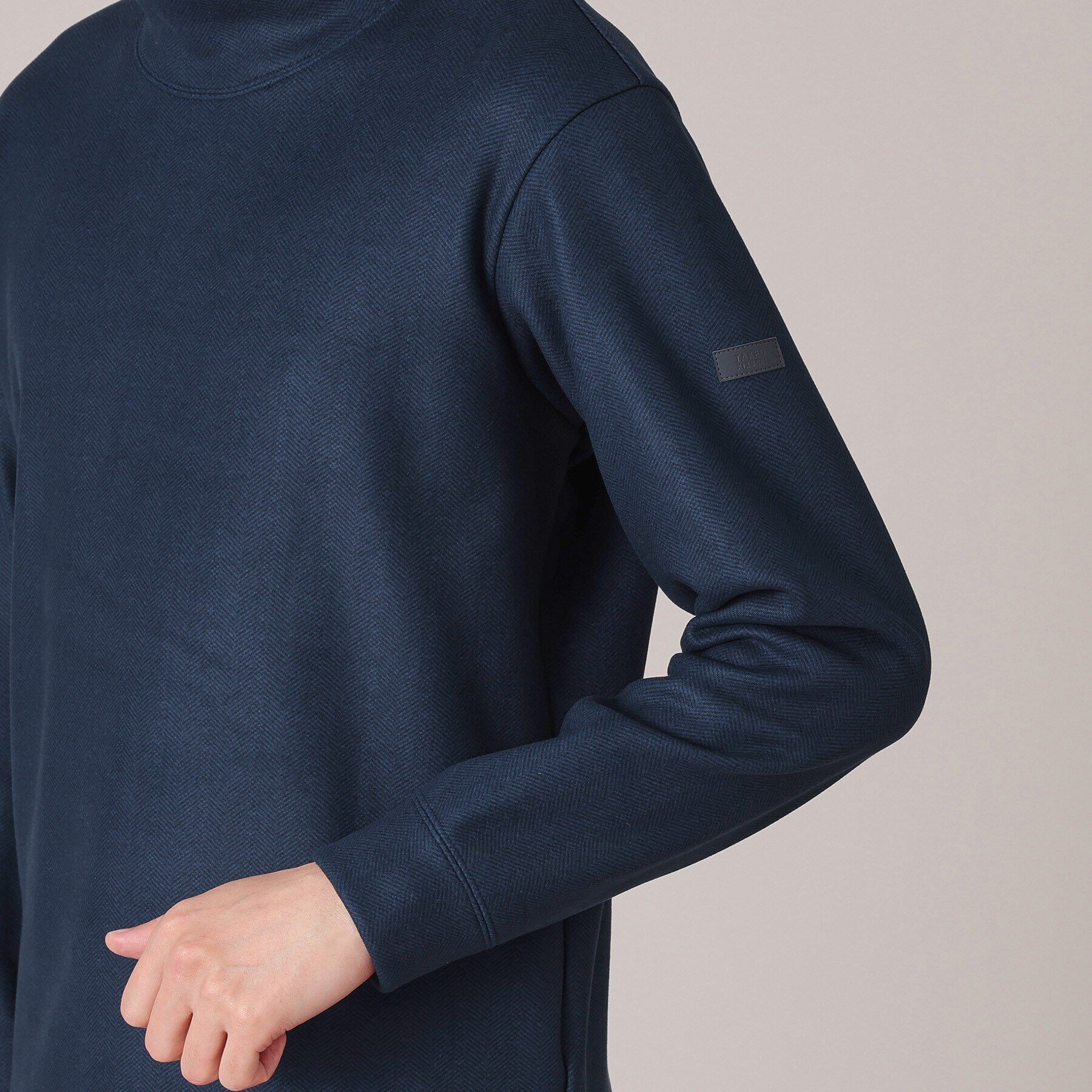 TAKEO KIKUCHI「微起毛ボンディング オフタートルカットソー」|Tシャツ・カットソー|