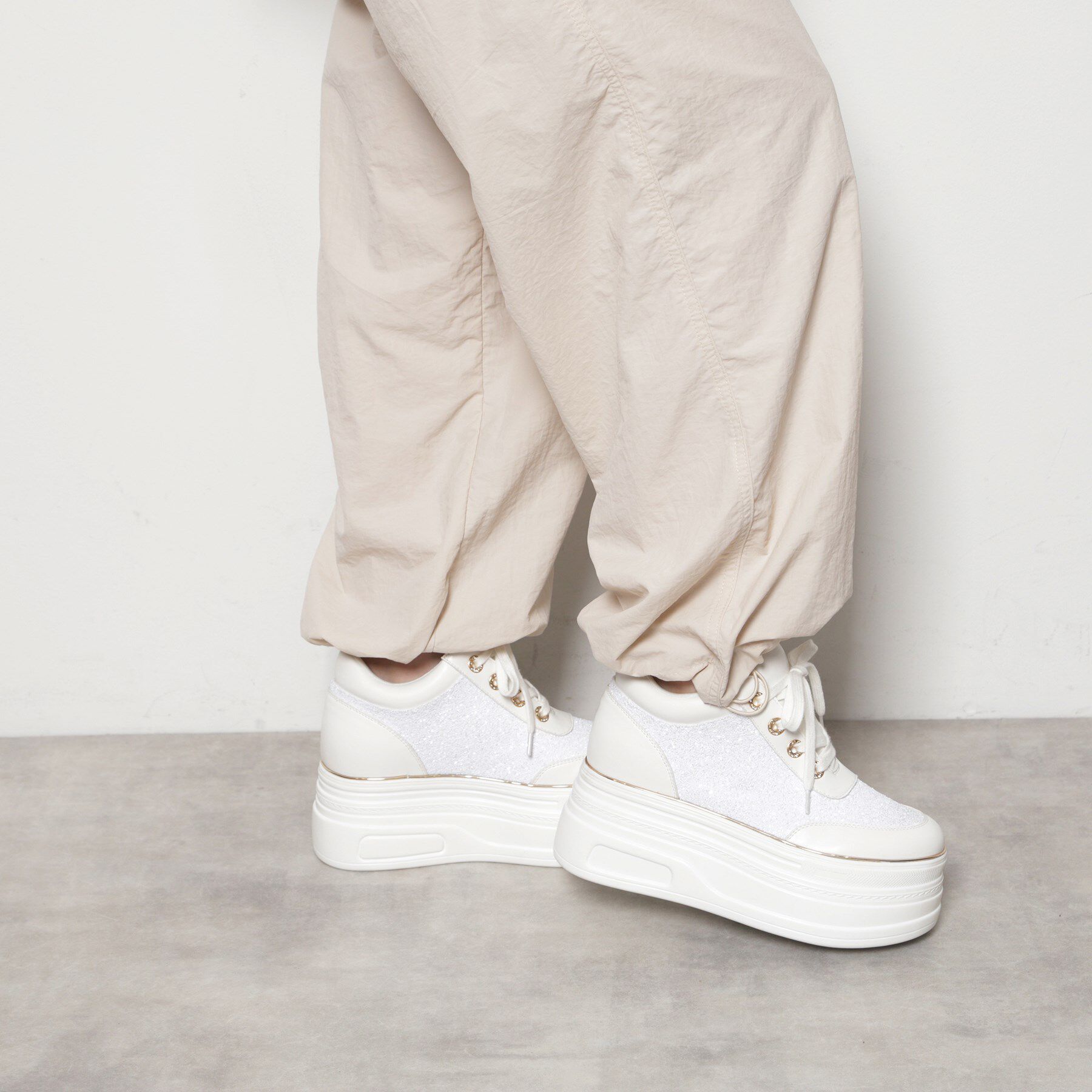 ESPERANZA「ゴールドライン厚底フラットスニーカー」|スニーカー|