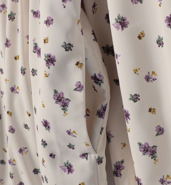 SHIPS any「《予約》SHIPS any:〈洗濯機可能〉フラワー プリント バイカラー Vネック ギャザー ワンピース」|ワンピース|