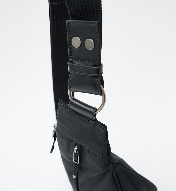 ABAHOUSE「【L.E.D.BITES】アシンメトリーボディバッグ　ボンディングナイロン　B-」|その他|