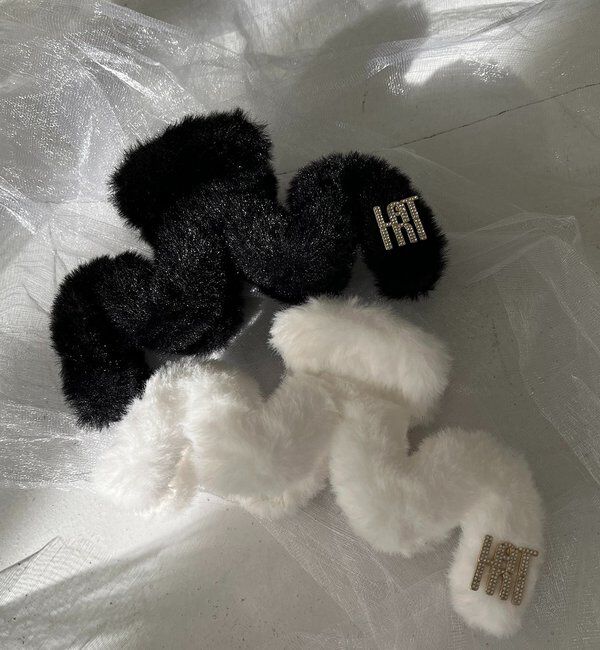  「【Latini】ロゴ付きフェイクファークリップ」|その他|