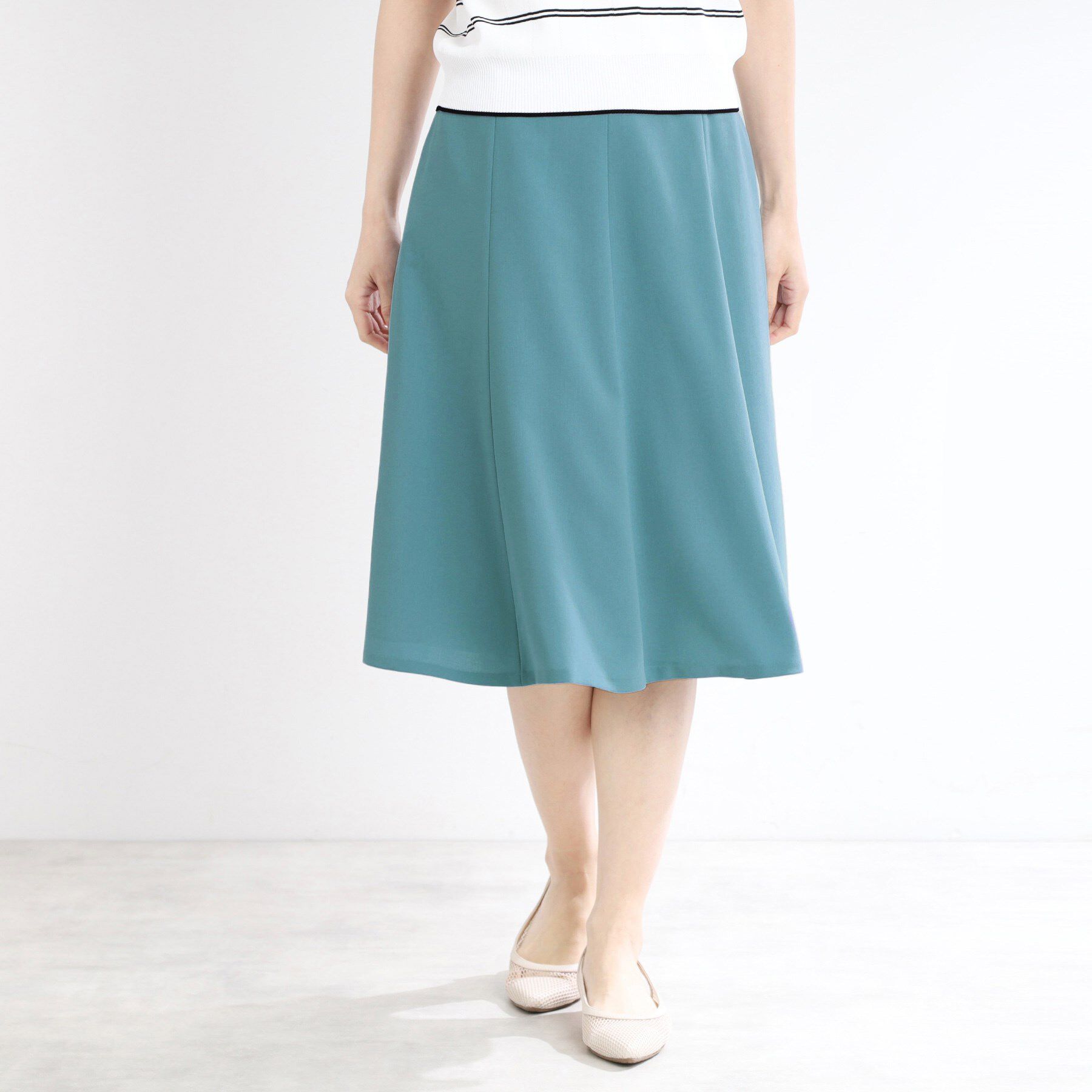 Reflect「【マシンウォッシュ可／細見え】フレアシルエットスカート」|スカート|グリーン(022)
