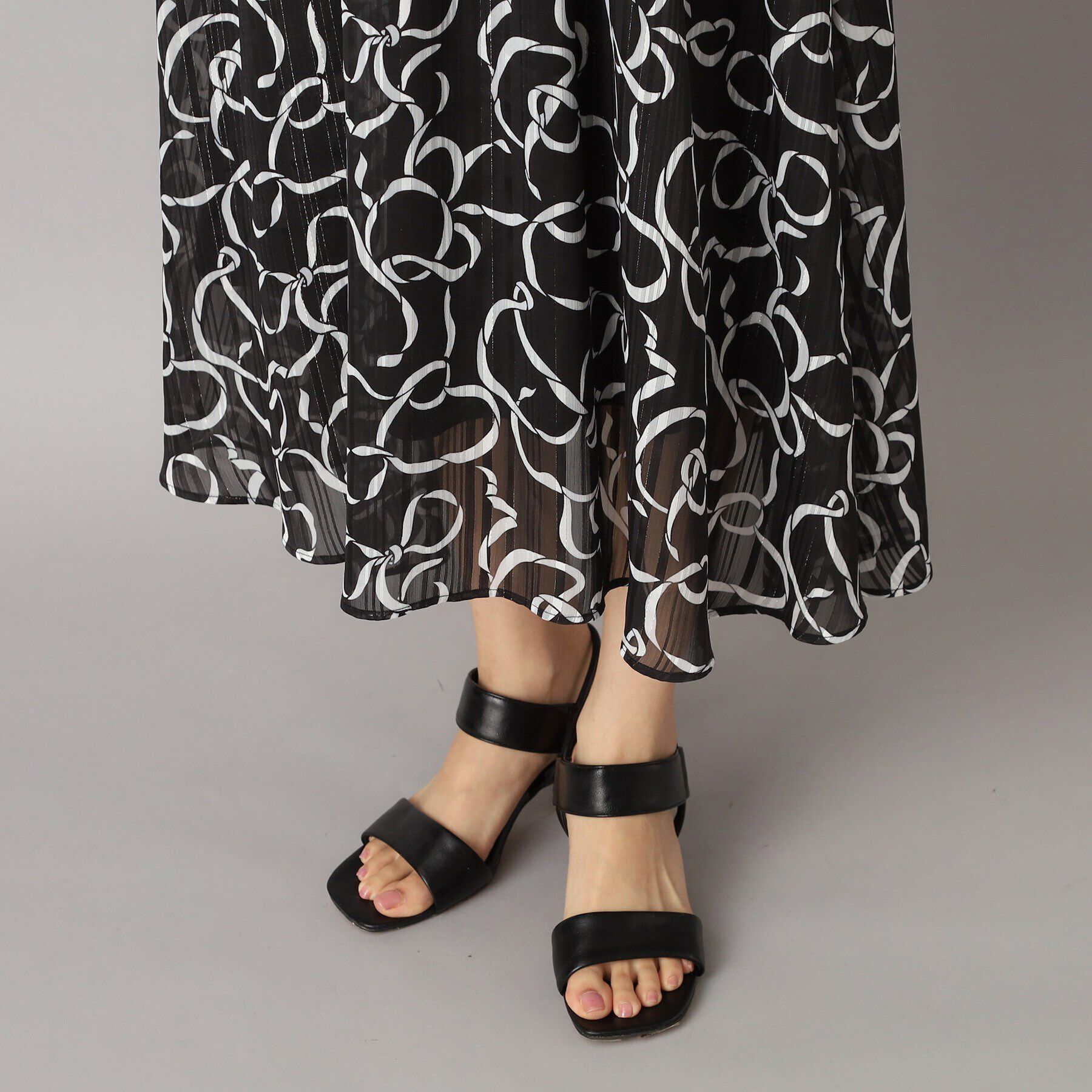 DRESSTERIOR「シアーリボンテーププリントドレス」|ワンピース|