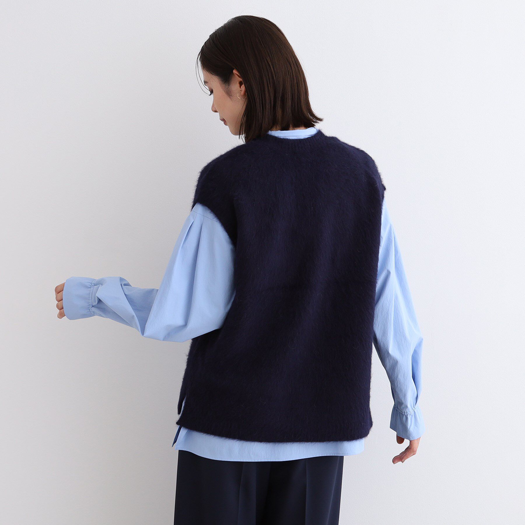 INDIVI「【フォックス混】ゆるシルエットヘアリーニットベスト」|ニット・セーター|