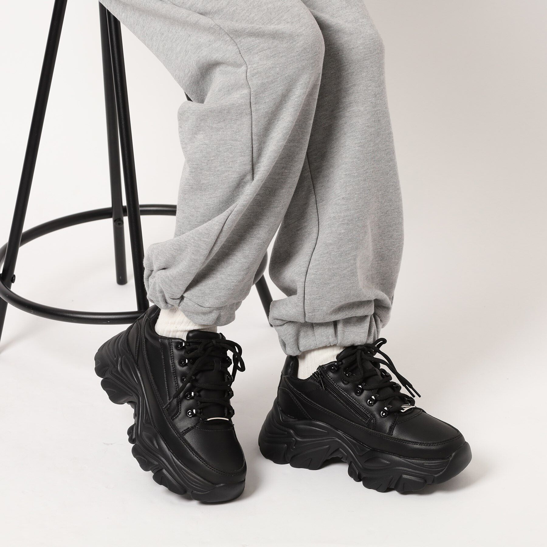 csT&P「厚底軽量スニーカー」|スニーカー|