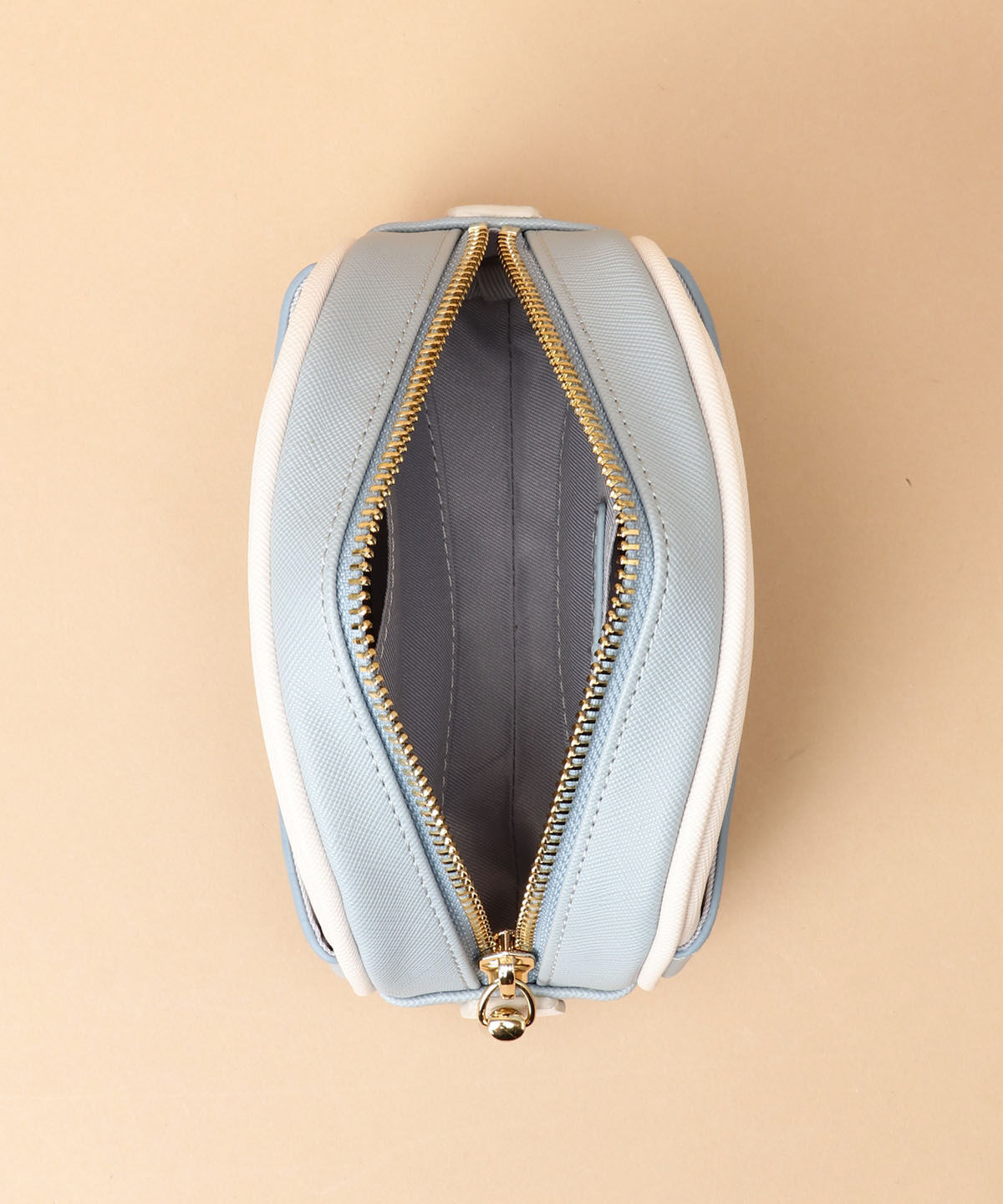 Samantha Thavasa「アーチフォルム バイカラーポーチ」|ポーチ|