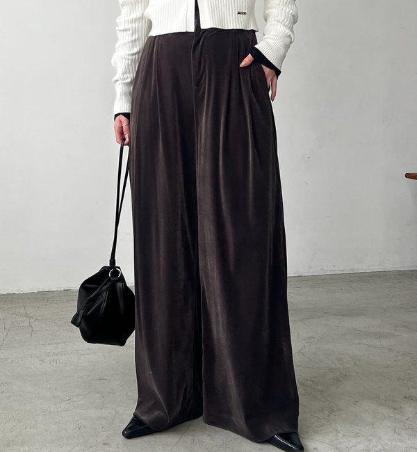  「ベロアワイドパンツ」|チノ|チャコールグレー