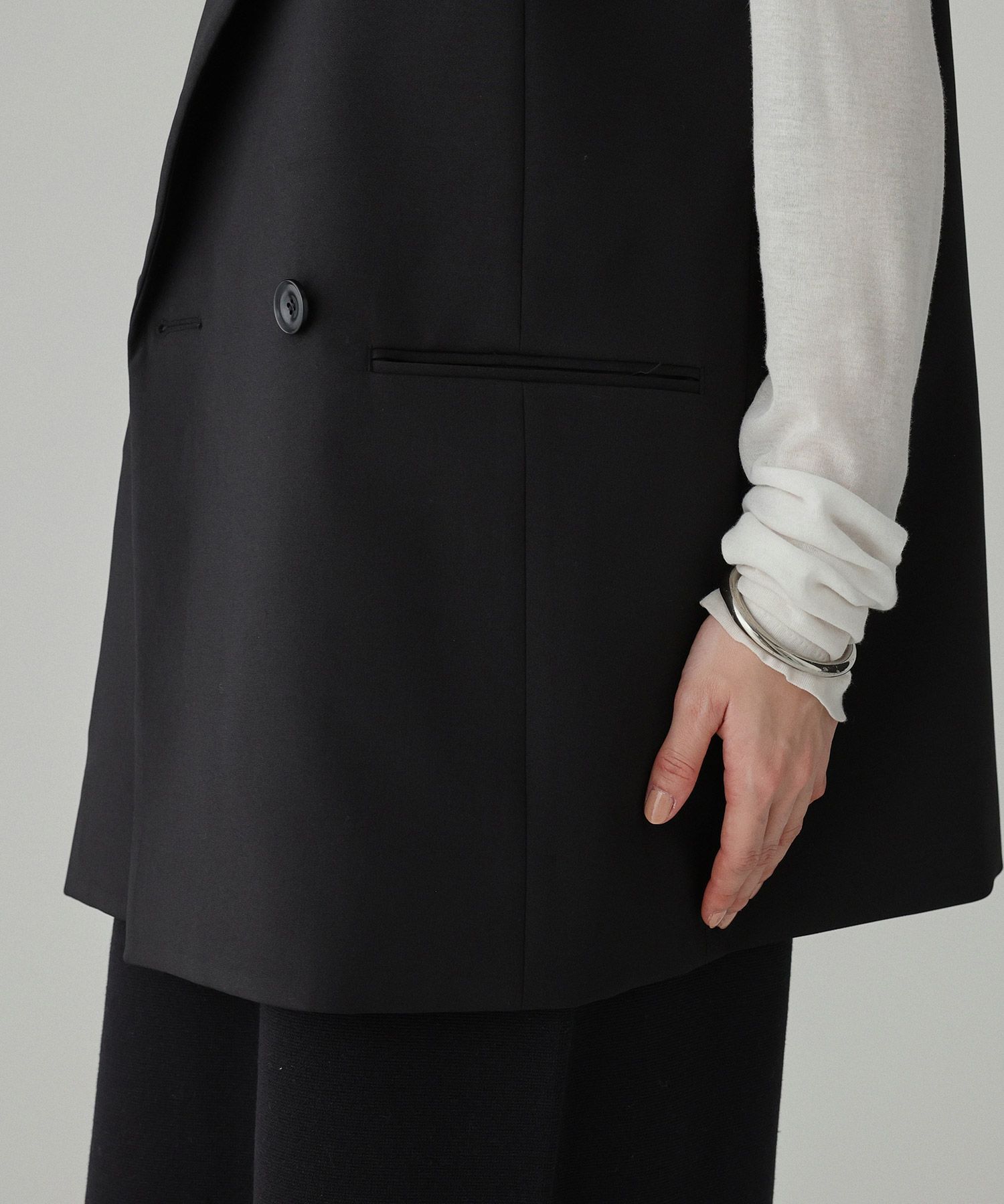 BABYLONE「ダブルクロスジレ」|ベスト・ジレ|