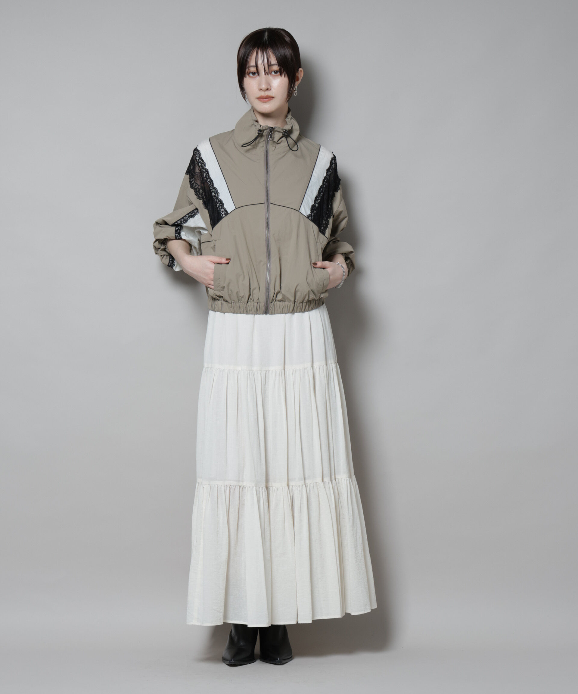 nano･universe「レース&times;ストライプ切替ナイロンブルゾン」|ブルゾン・スタジャン|