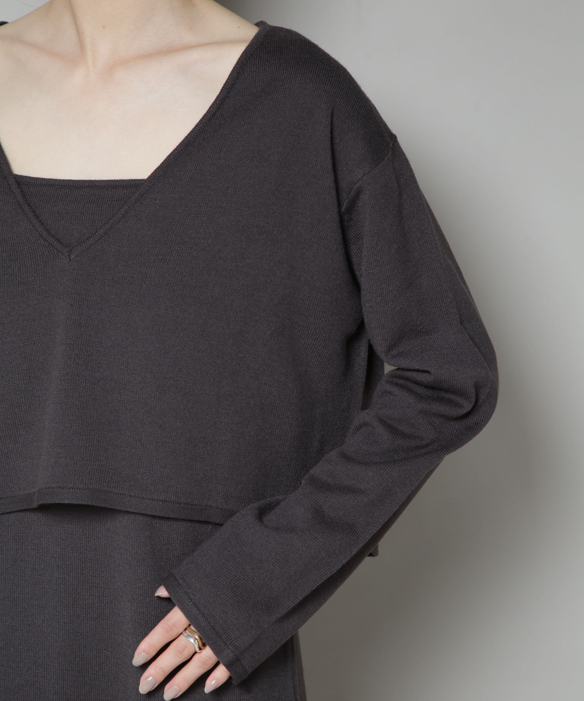 nano･universe「ニットキャミワンピース&times;クロップドVネックニット セット」|ワンピース|