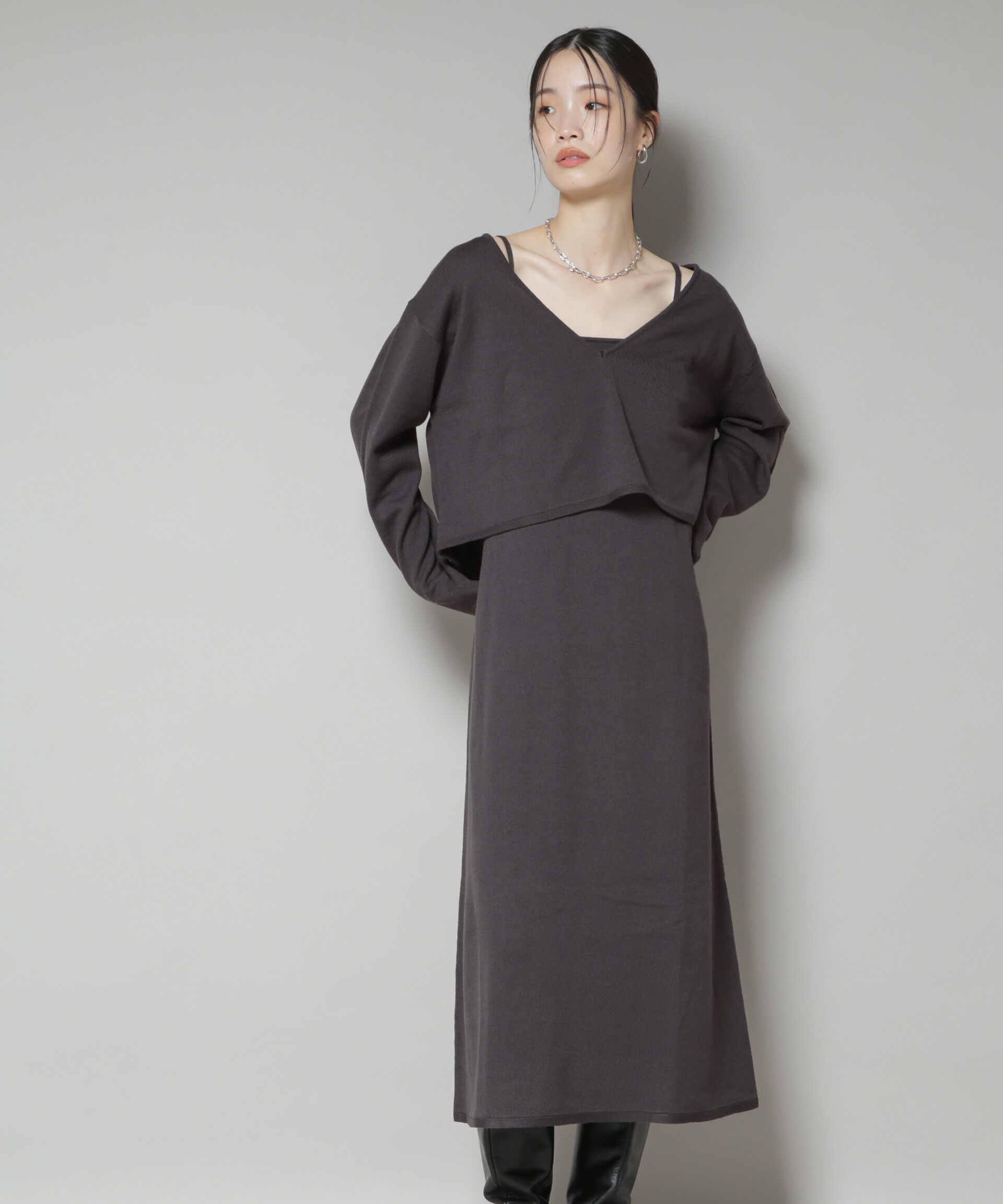 nano･universe「ニットキャミワンピース&times;クロップドVネックニット セット」|ワンピース|