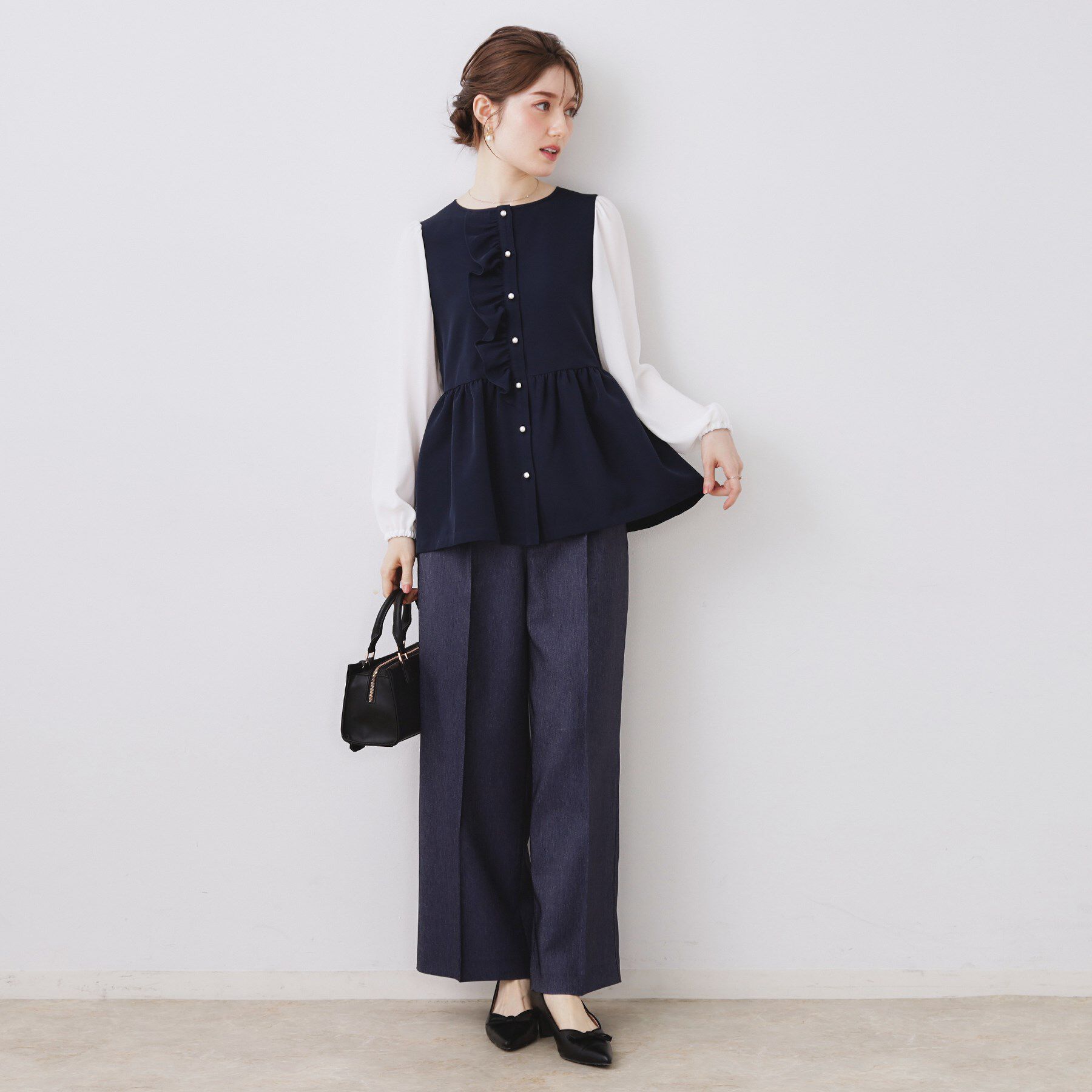 Couture broach「【ハレの日・通勤】フリルドッキング ペプラムブラウス」|シャツ・ブラウス|