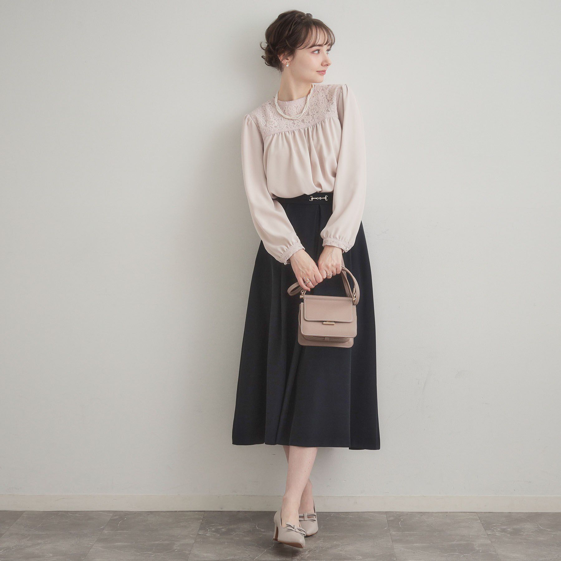 Couture broach「【ハレの日・通勤】レースドッキング ブラウス」|シャツ・ブラウス|