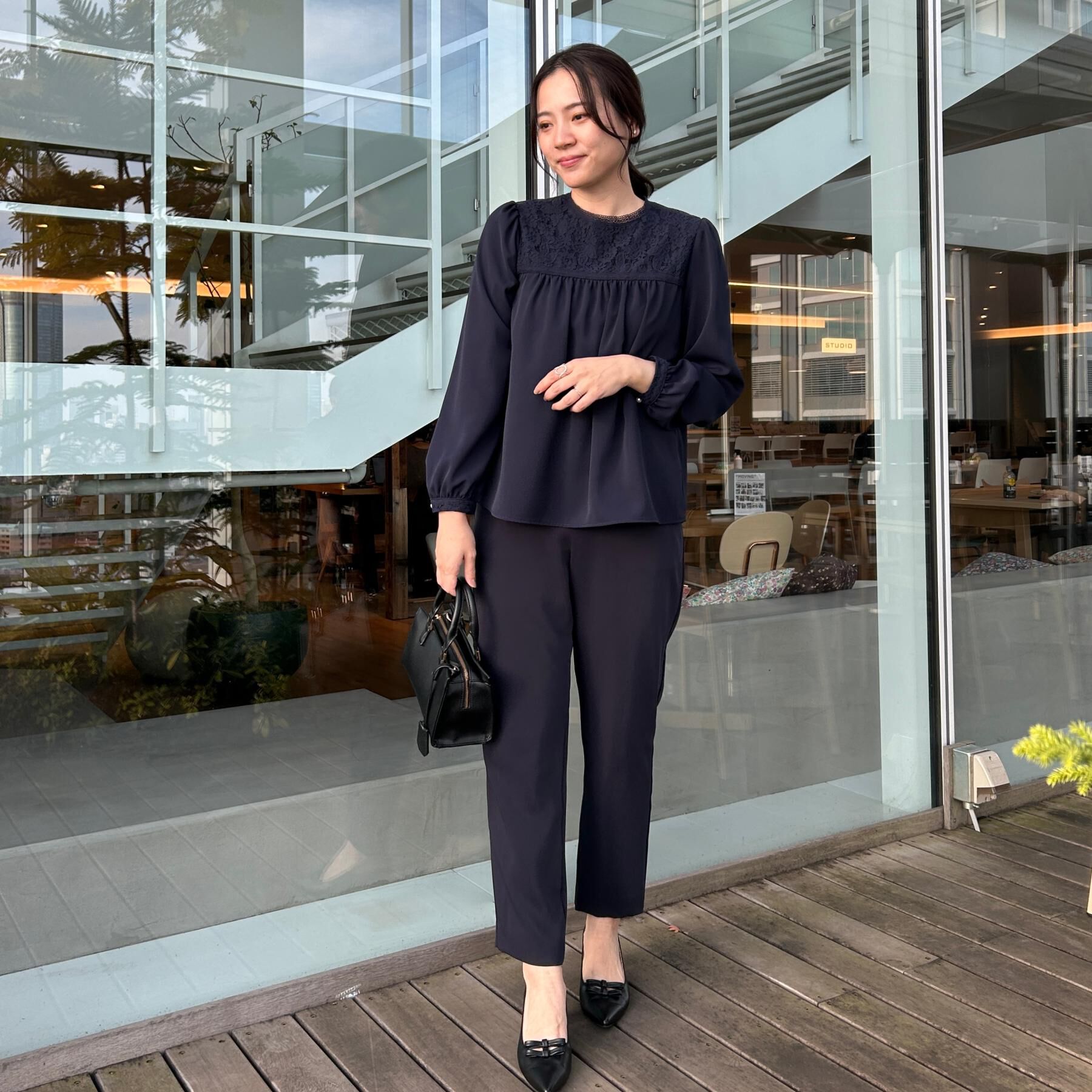 Couture broach「【ハレの日・通勤】レースドッキング ブラウス」|シャツ・ブラウス|