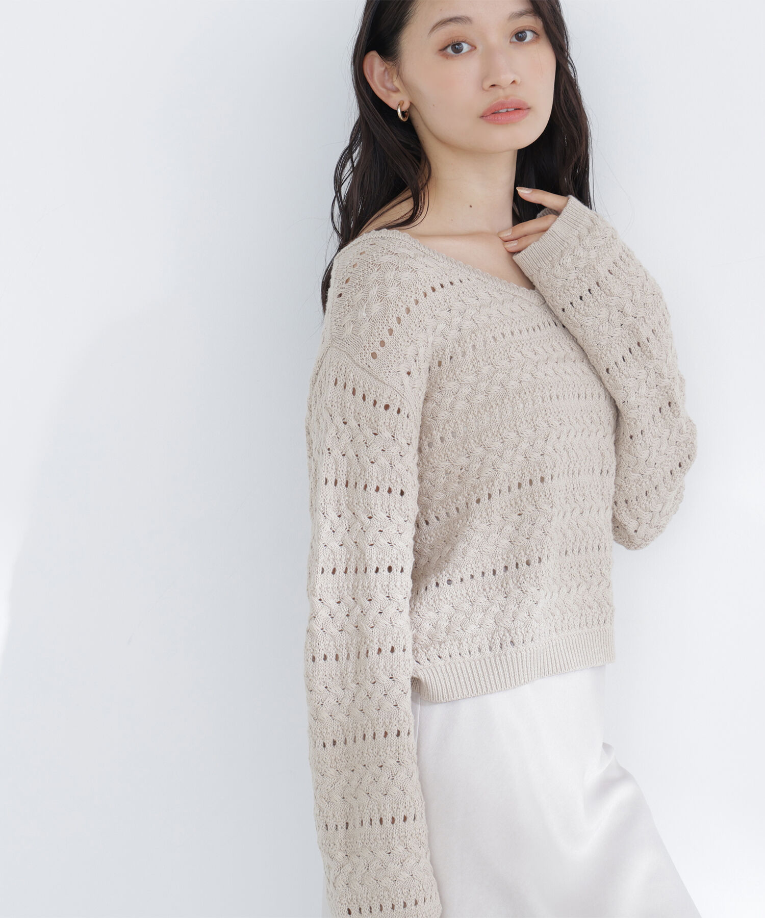  「Vネック透かし編みニット」|ニット・セーター|