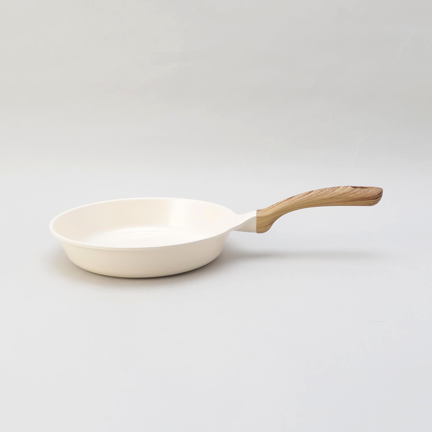 212 KITCHEN STORE「HANAKOセラミックフライパン 26cm」|食器・キッチングッズ|