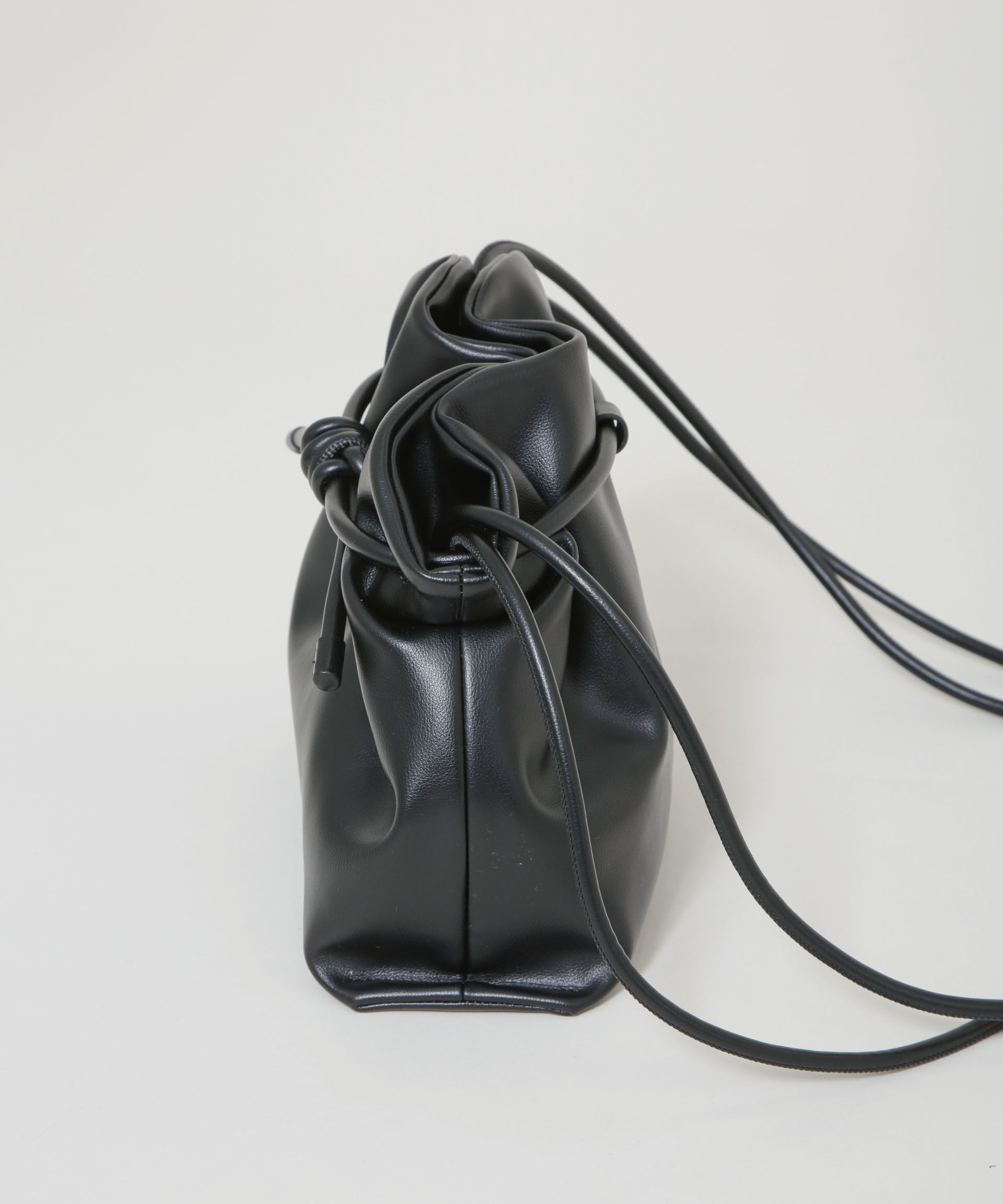 nano･universe「ADD CULUMN/MORPH LONG SHLD」|ショルダー・メッセンジャー|