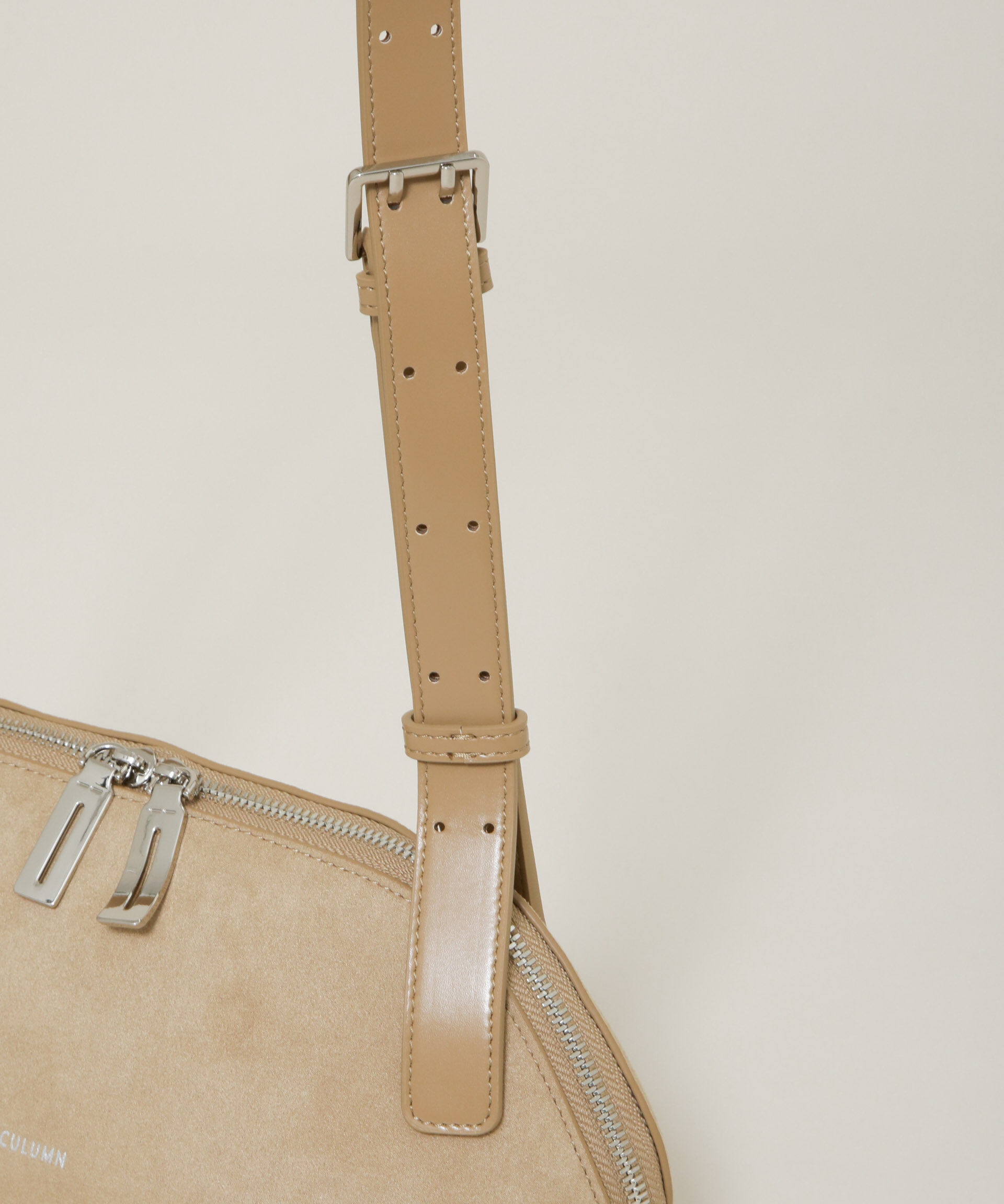 nano･universe「ADD CULUMN/FIGRE BODYBAG SUEDE」|ショルダー・メッセンジャー|
