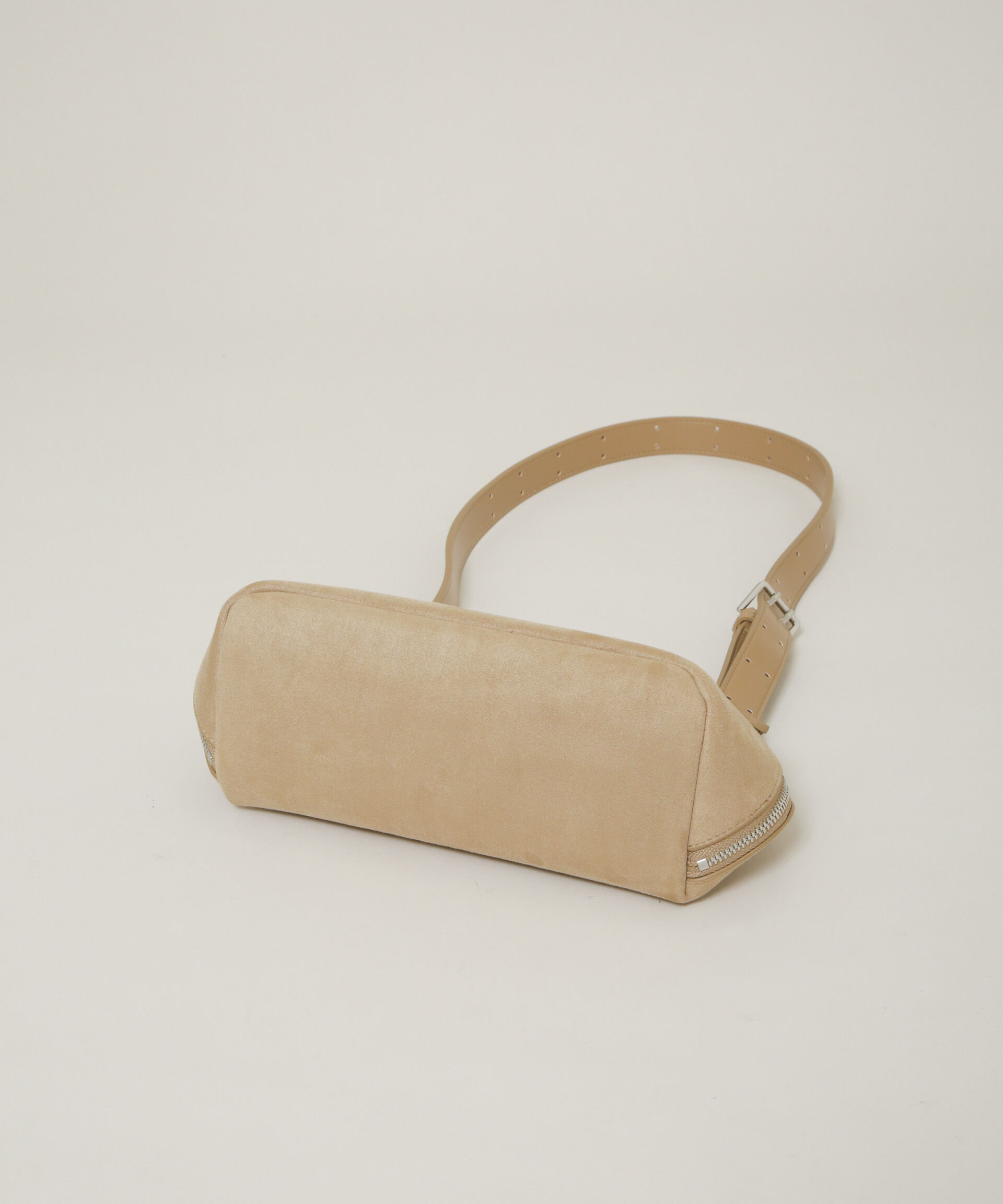 nano･universe「ADD CULUMN/FIGRE BODYBAG SUEDE」|ショルダー・メッセンジャー|