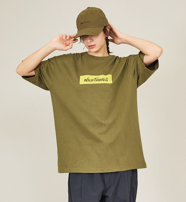 ABAHOUSE「【WILDTHINGS / ワイルドシングス】BOX LOGO TEE / ボッ」|Tシャツ・カットソー|カーキ