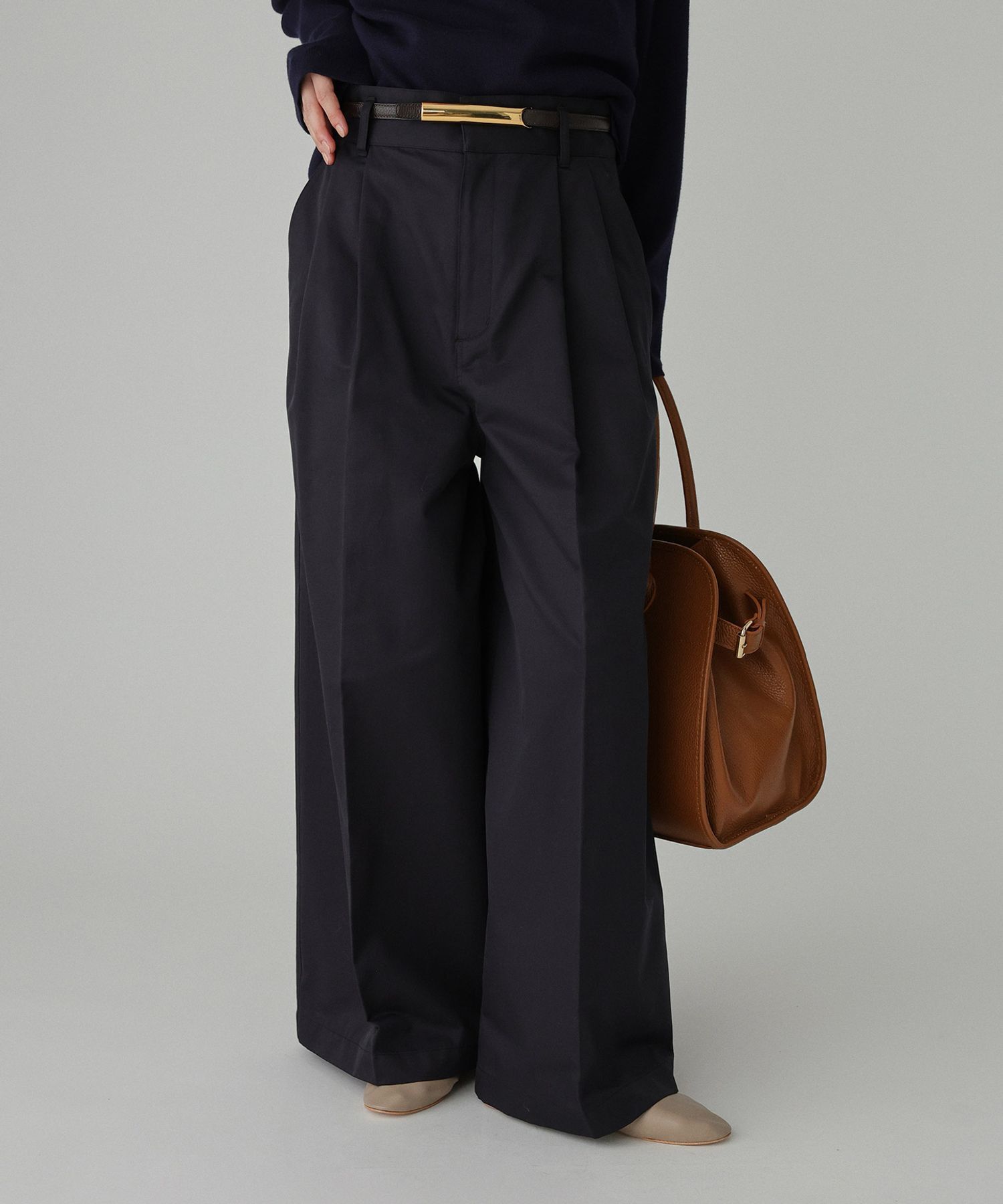 BABYLONE「シャンブレー2タックチノパンツ」|チノ|ﾌﾞﾗｯｸ