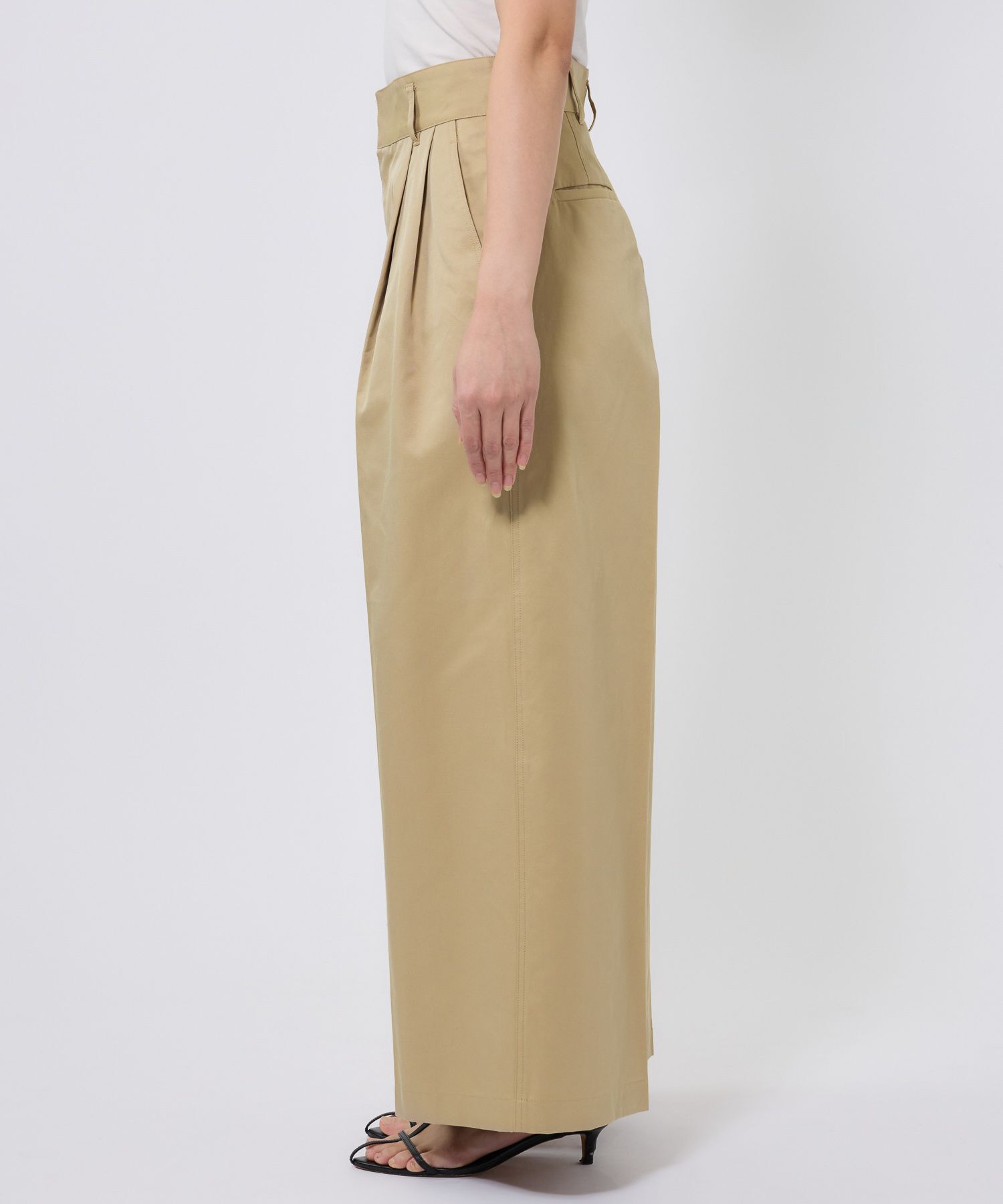 BABYLONE「シャンブレー2タックチノパンツ」|チノ|