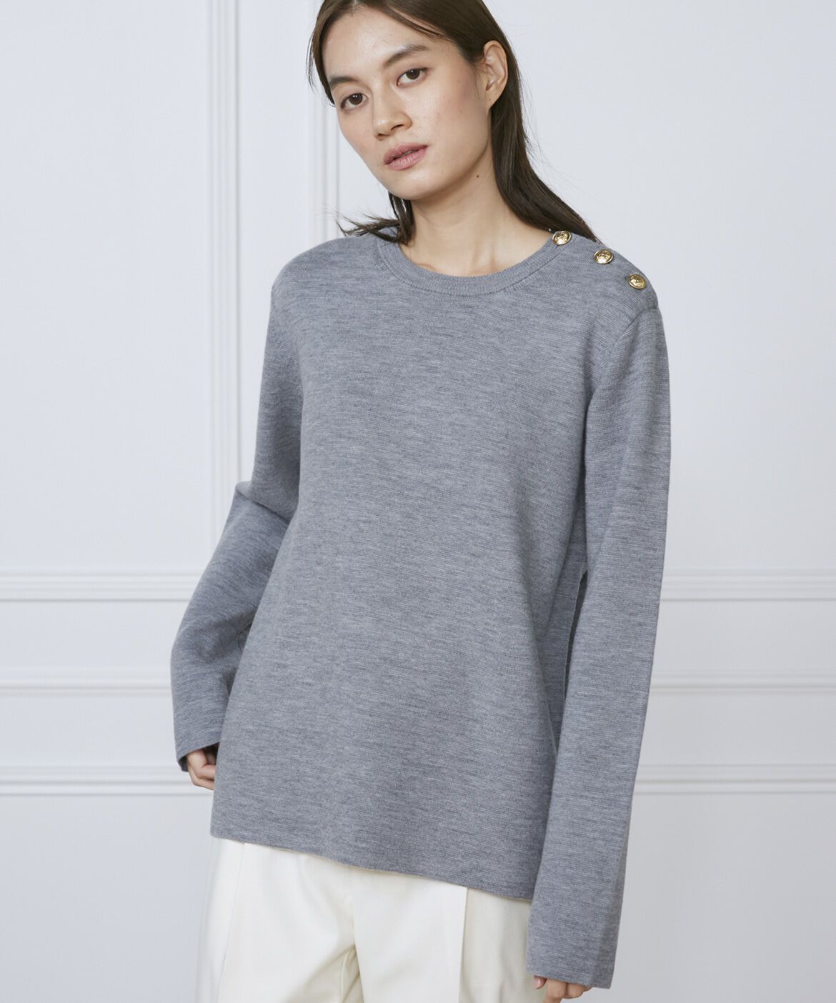 INED「《大きいサイズ》メタルボタンニットプルオーバー」|ニット・セーター|グレー1