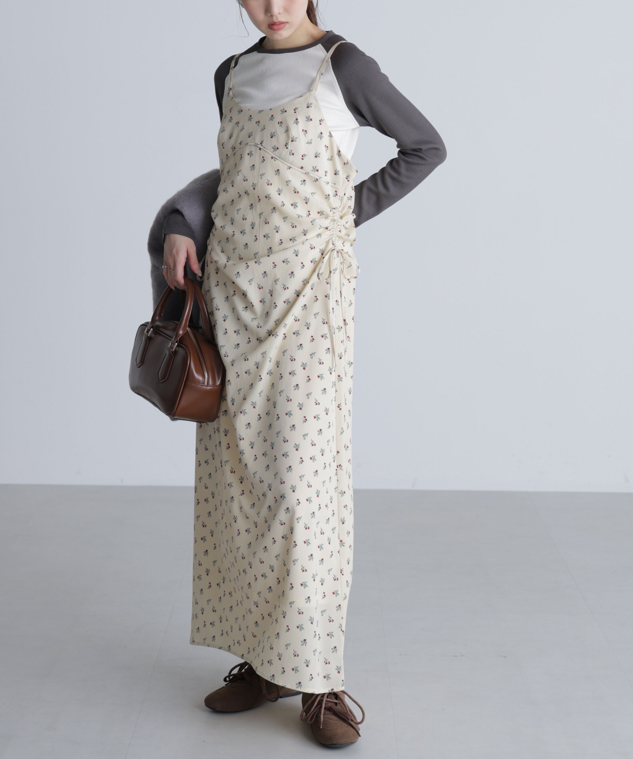  「小花柄ドロストキャミワンピース」|ワンピース|オフベース1