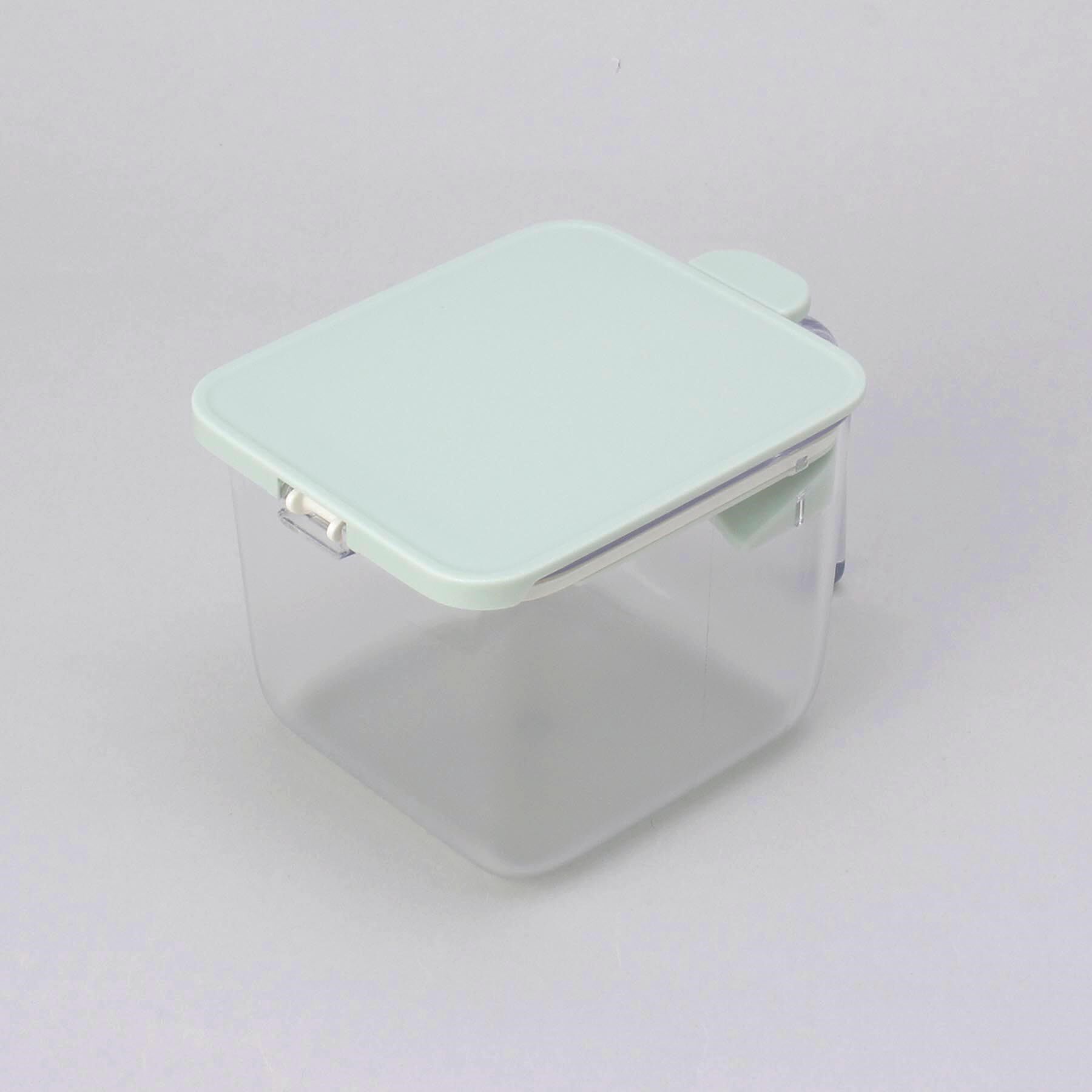 212 KITCHEN STORE「調味料ポットワイド ペールアクア ＜marna マーナ＞」|食器・キッチングッズ|