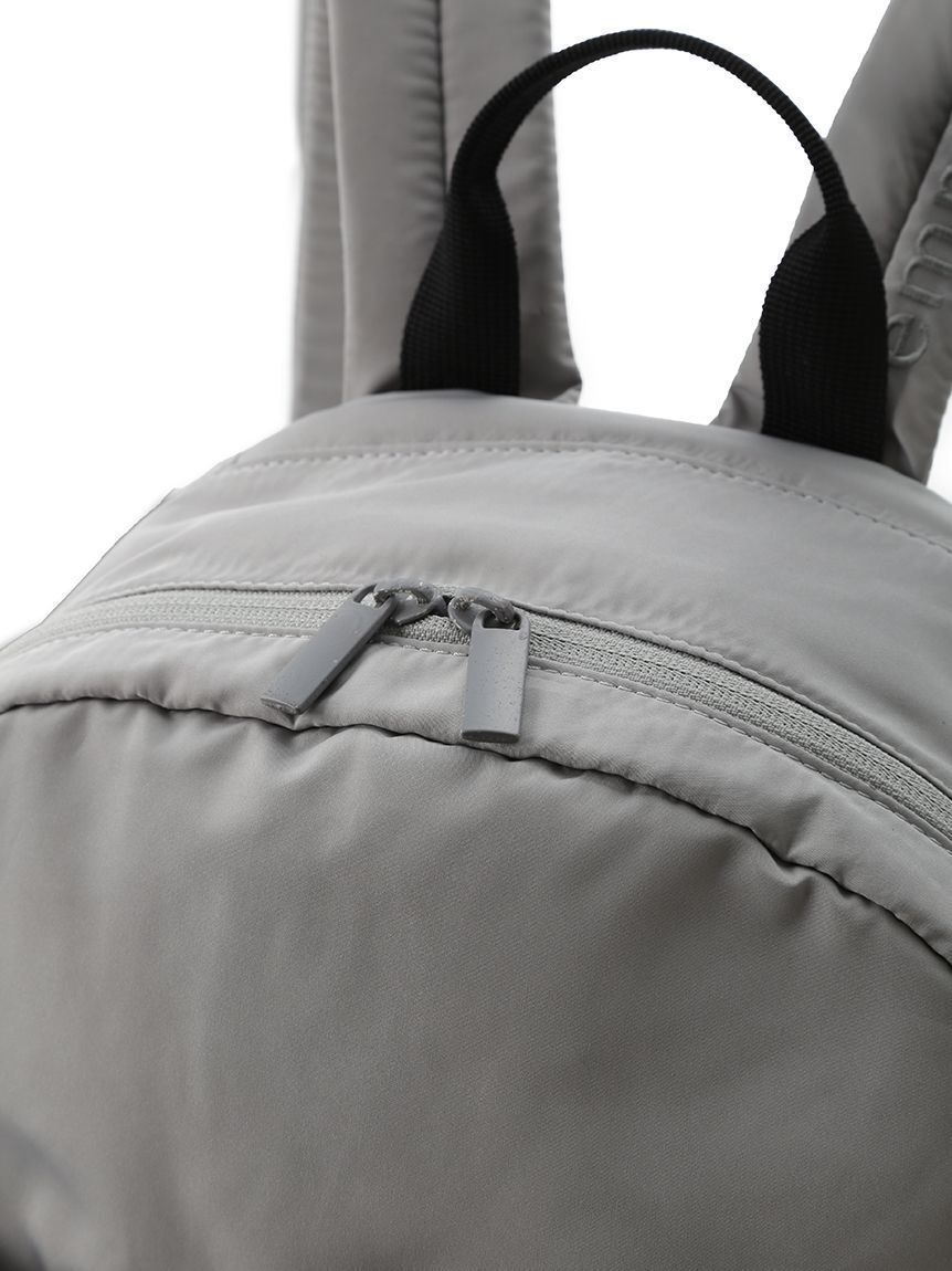 emmi atelier「【ONLINE限定カラー】eco 撥水ギャザーボディーバックパック」|リュック|
