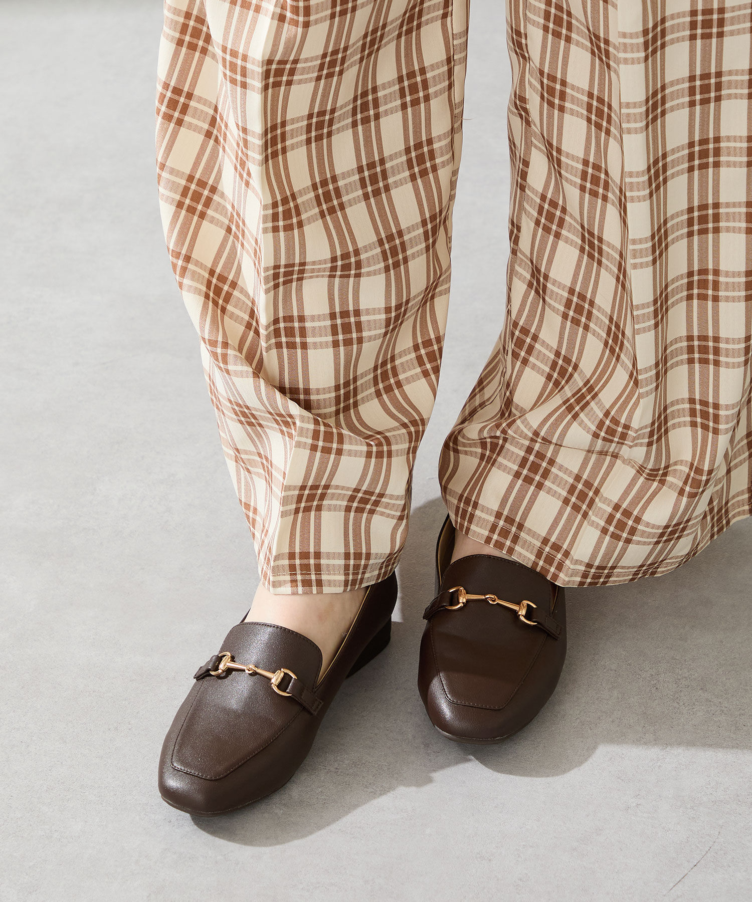 ORiental TRaffic「【跳べるパンプス/シリーズ累計１５０万足突破】スクエアトゥビットモチーフ  ローファー /R-3210」|パンプス|