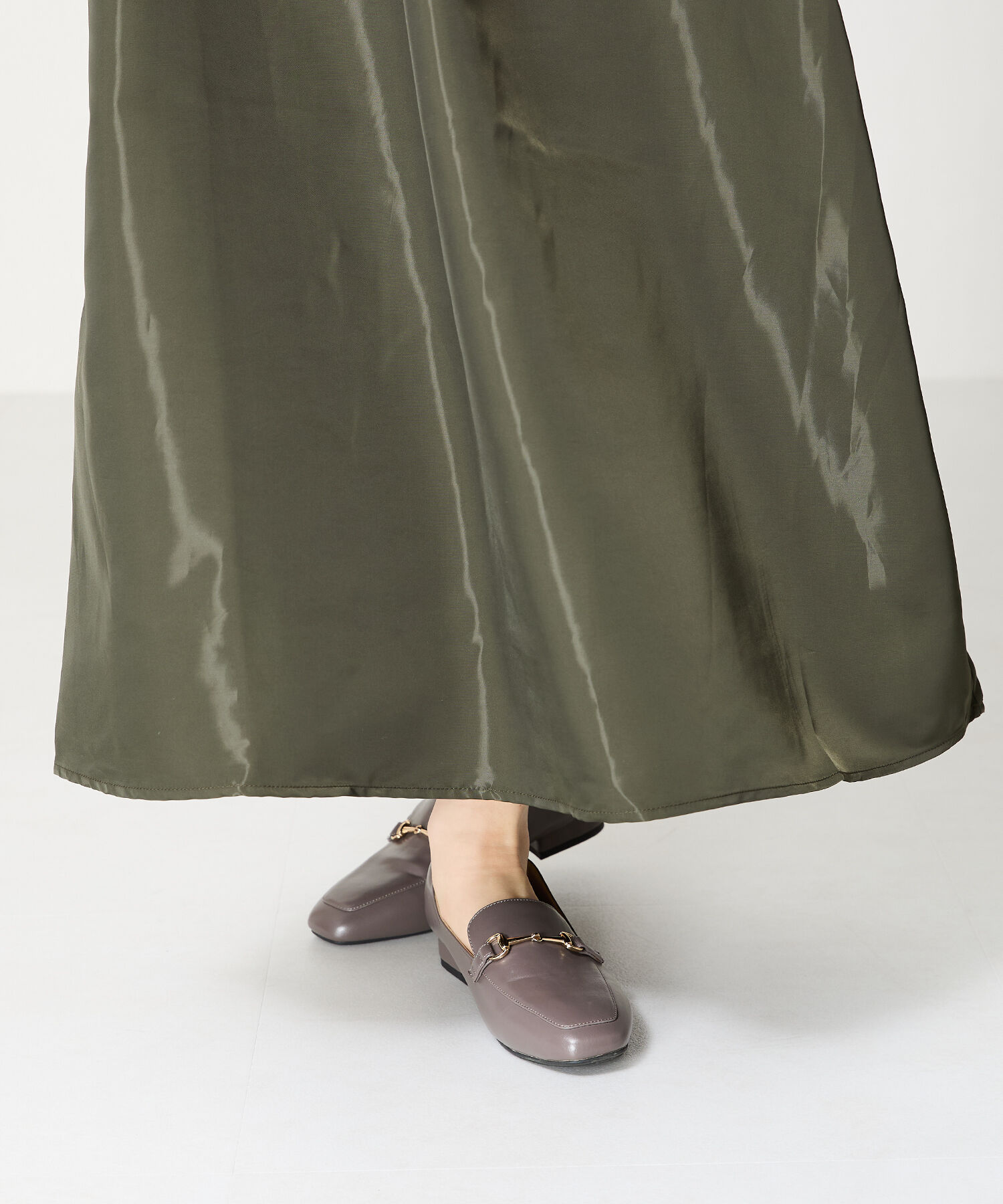 ORiental TRaffic「【跳べるパンプス/シリーズ累計１５０万足突破】スクエアトゥビットモチーフ  ローファー /R-3210」|パンプス|